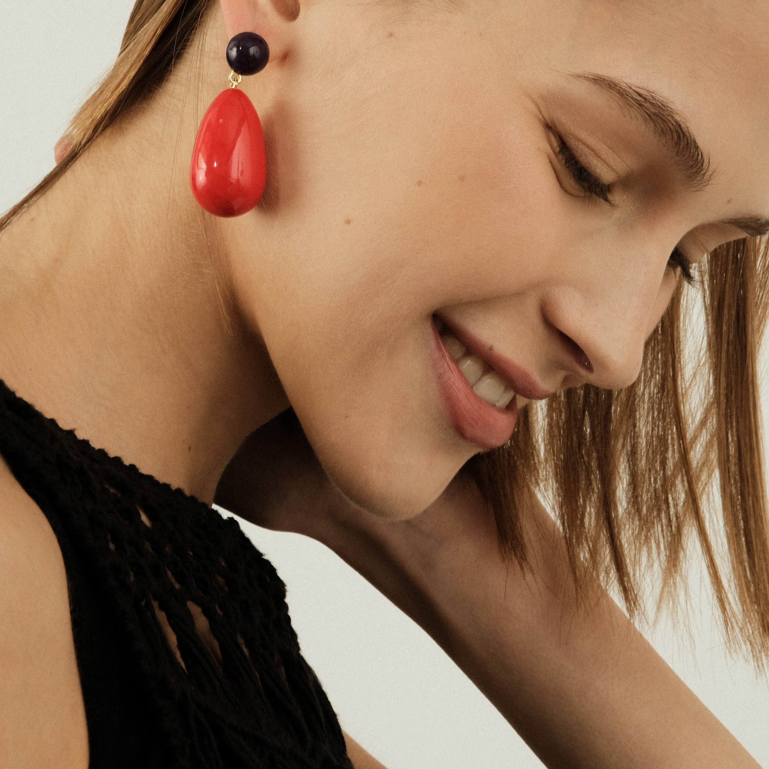 Gold-plated earrings with red and purple enamel