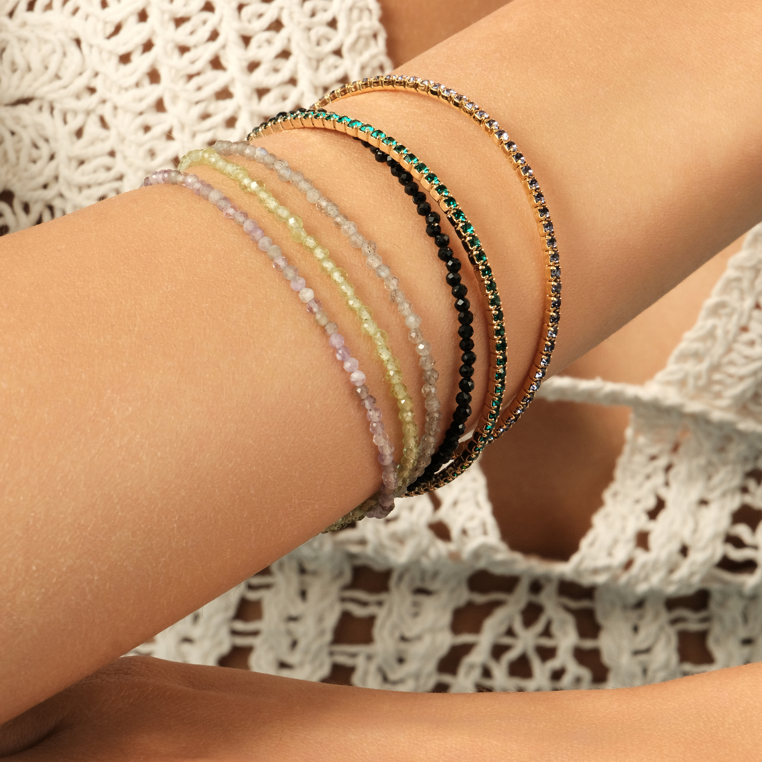 bracelet with lilac crystals