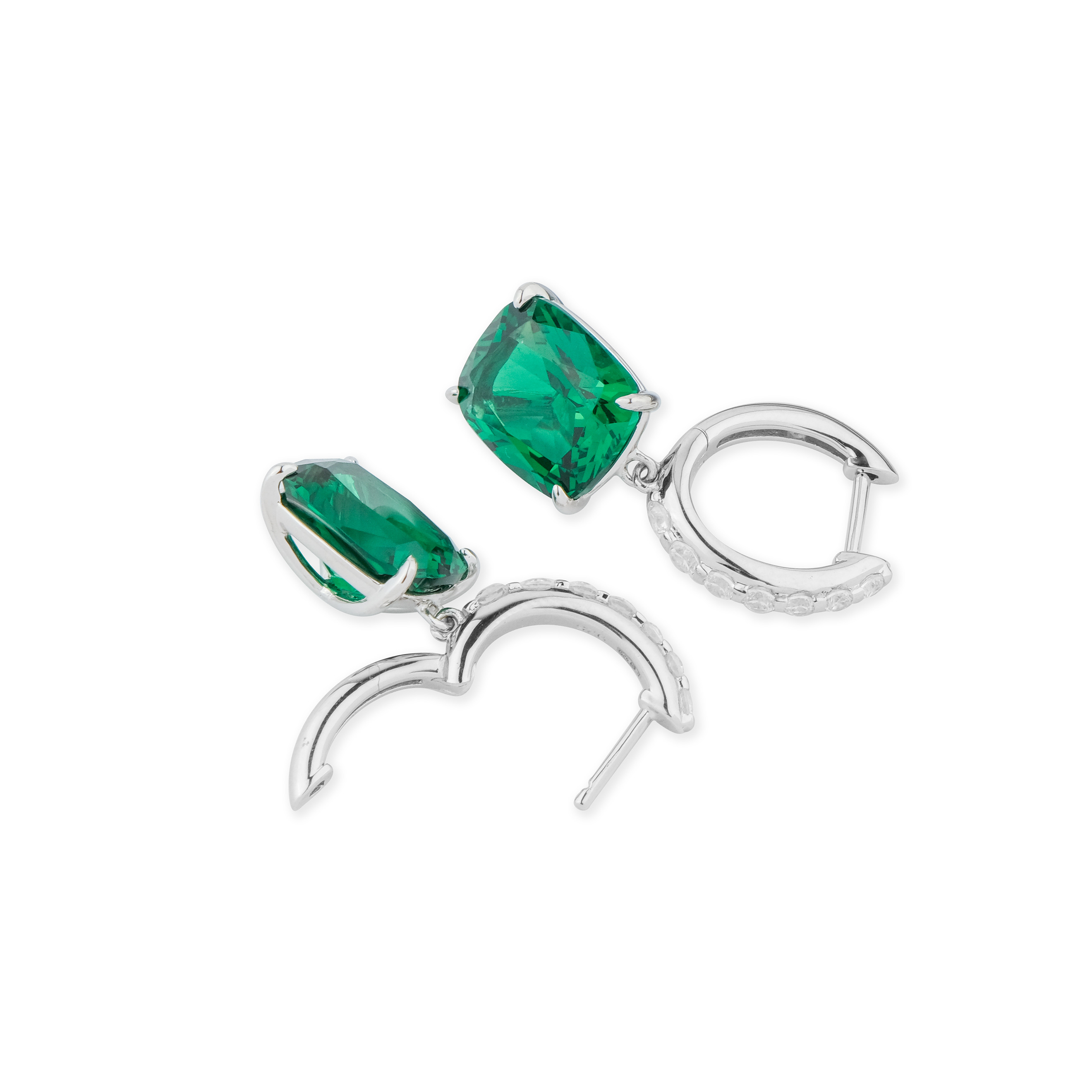 Серьги из серебра с подвеской из зеленого кристалла