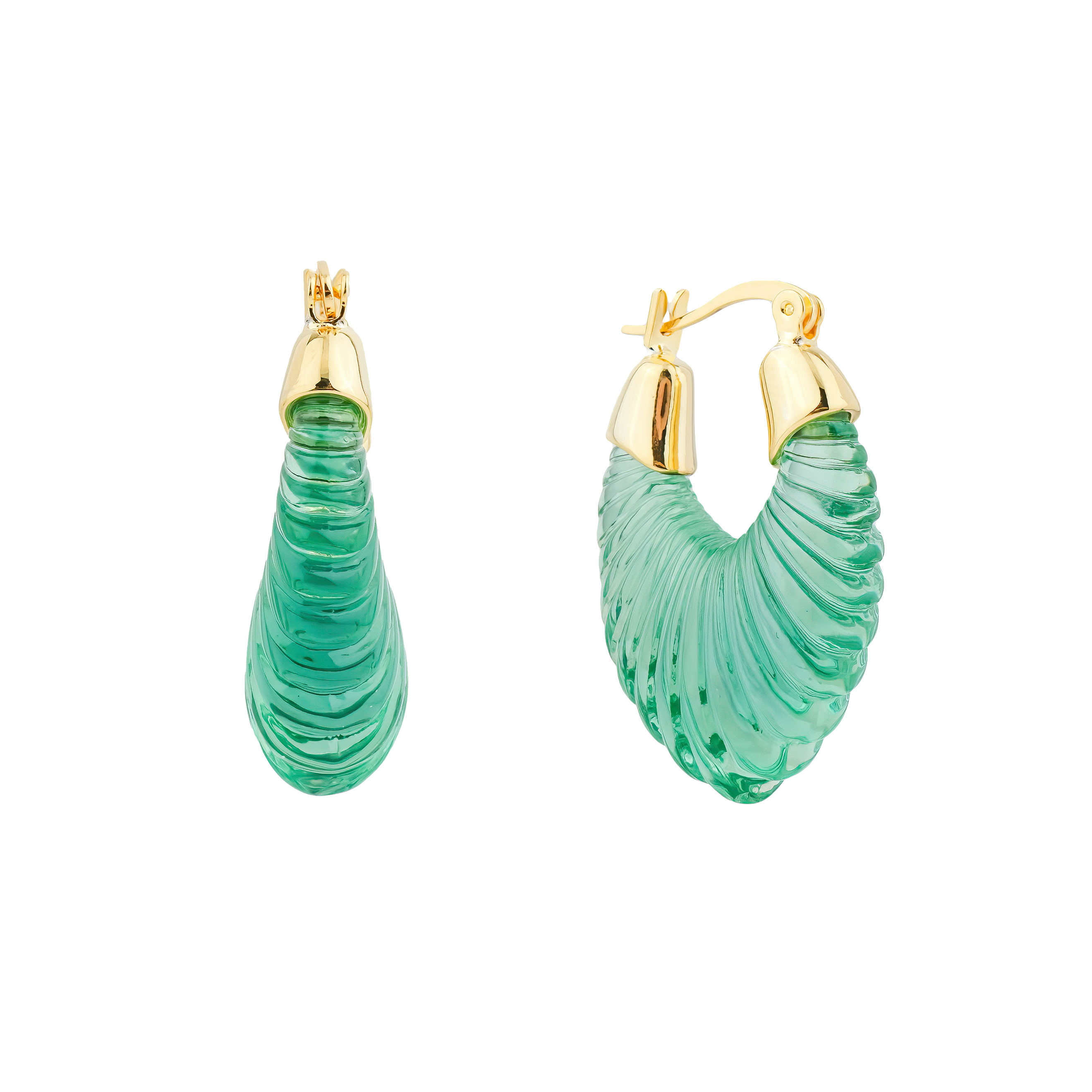 earrings with a curly insert of green color