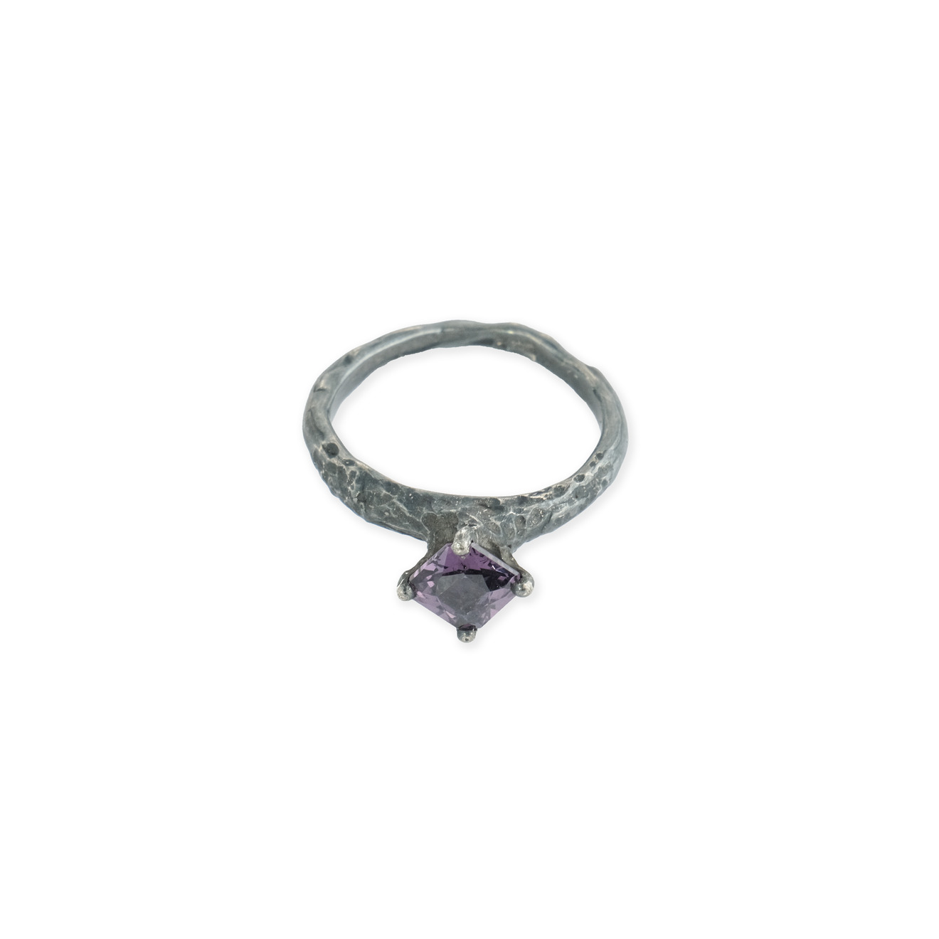 Kintsugi Jewelry Кольцо из серебра со вставкой из шпинели amberholl кольцо из серебра со вставкой из натурального янтаря афина