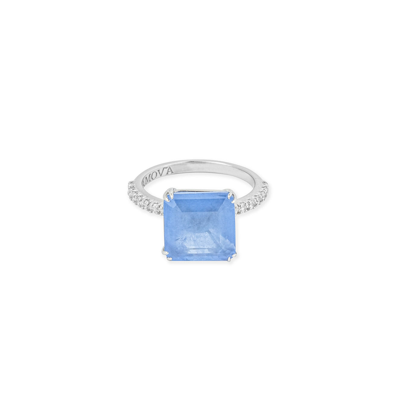 AMOVA Кольцо из серебра с синим кварцем и фабулитами secrets кольцо из серебра с коньячным кварцем и топазами
