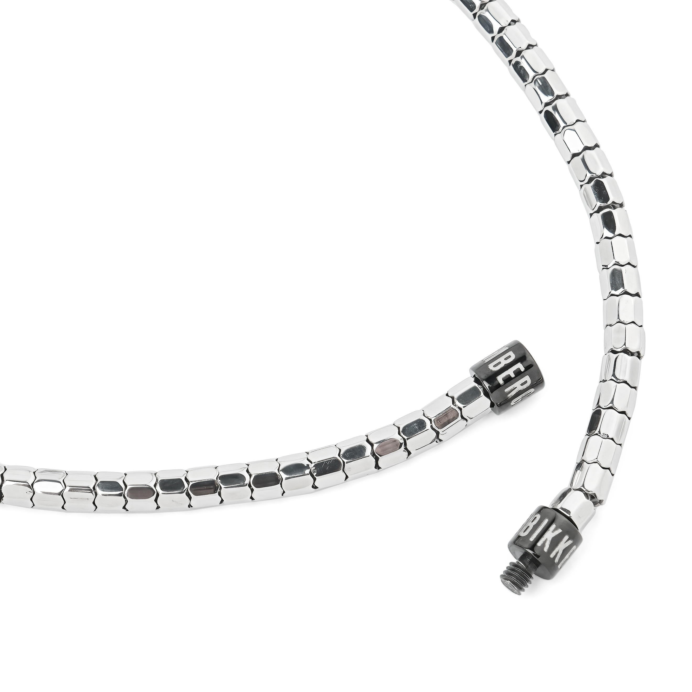 Колье из нержавеющей стали 316L с винтовым замком. Длина: 50 см.