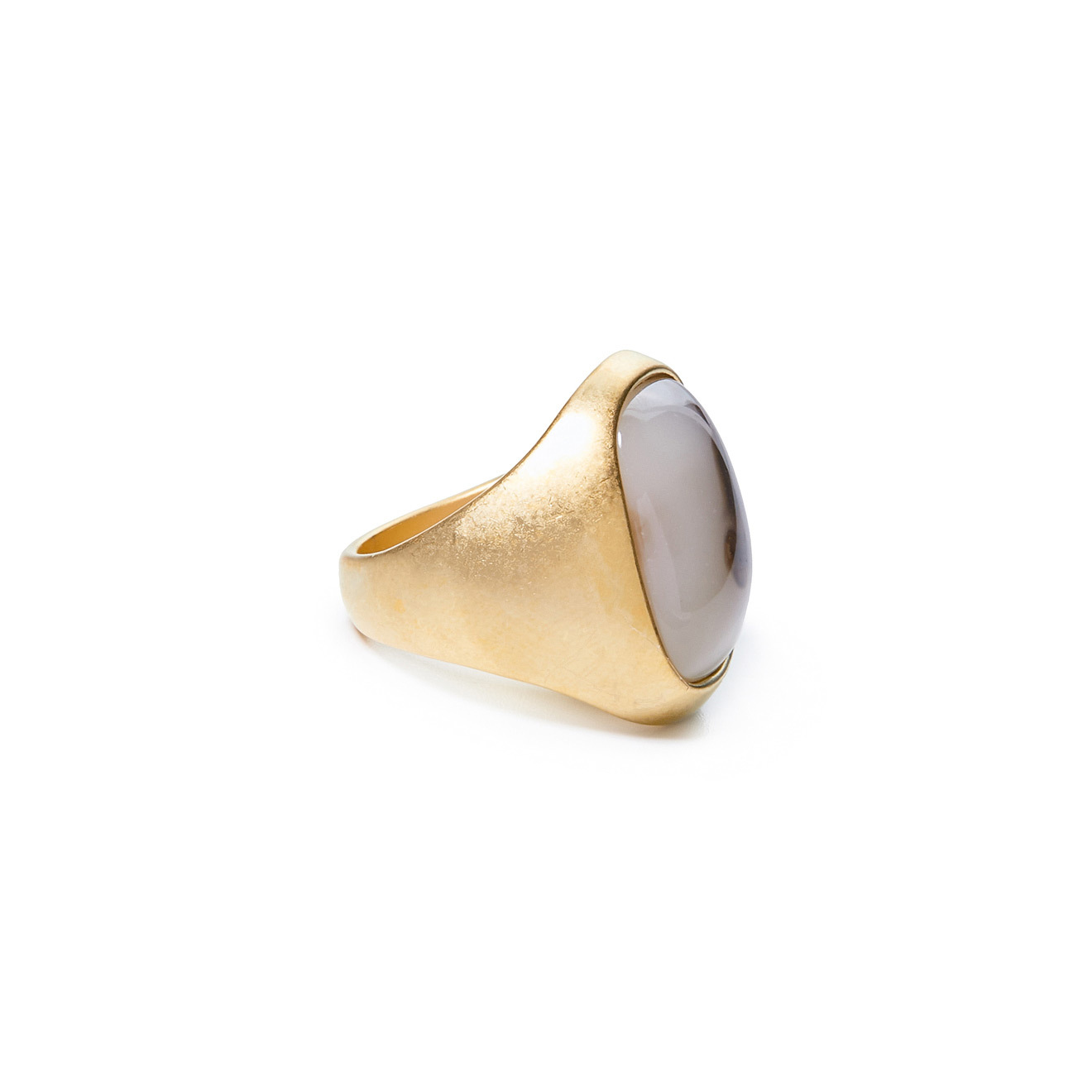 signet with a two-tone stone