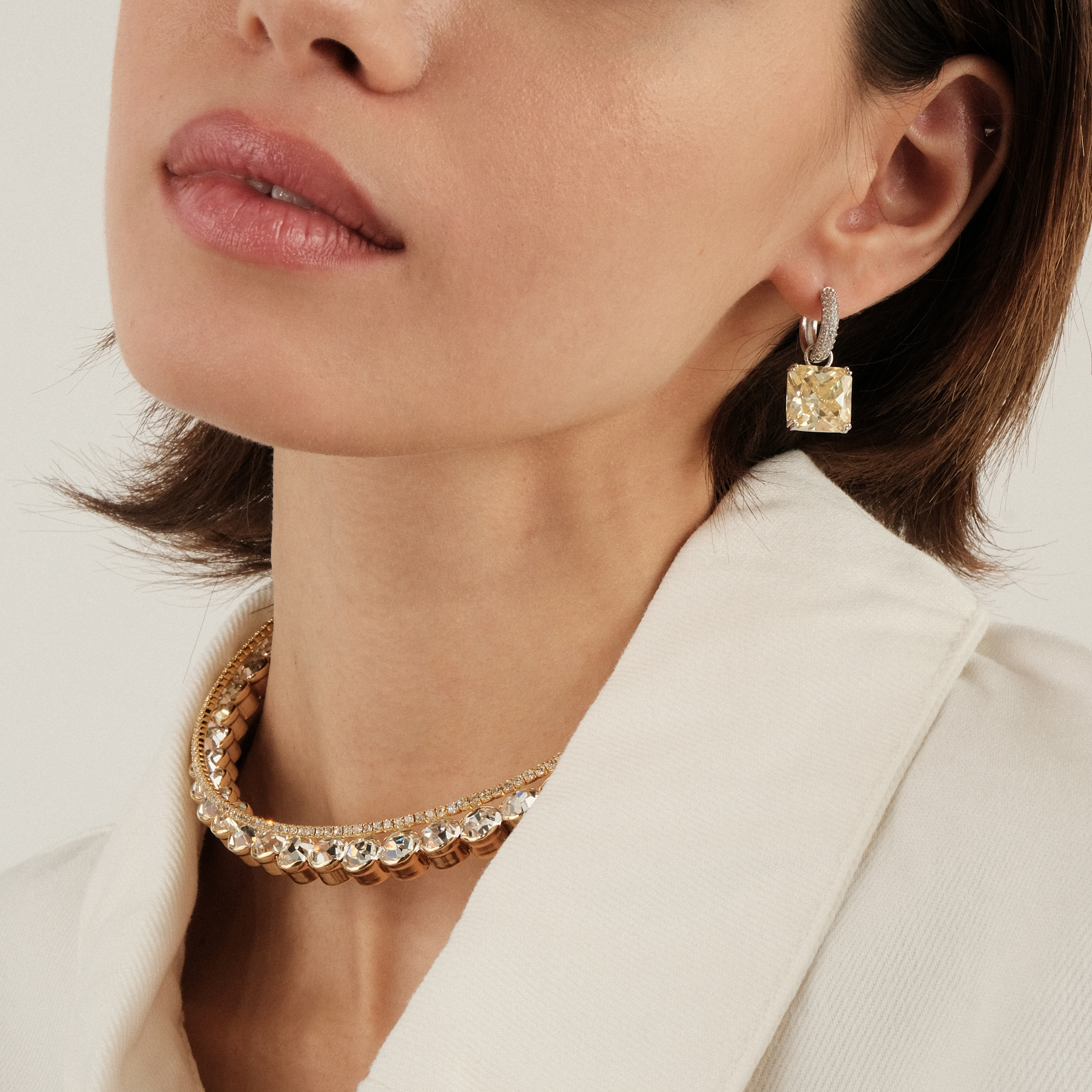 earrings with square yellow crystal and peacock