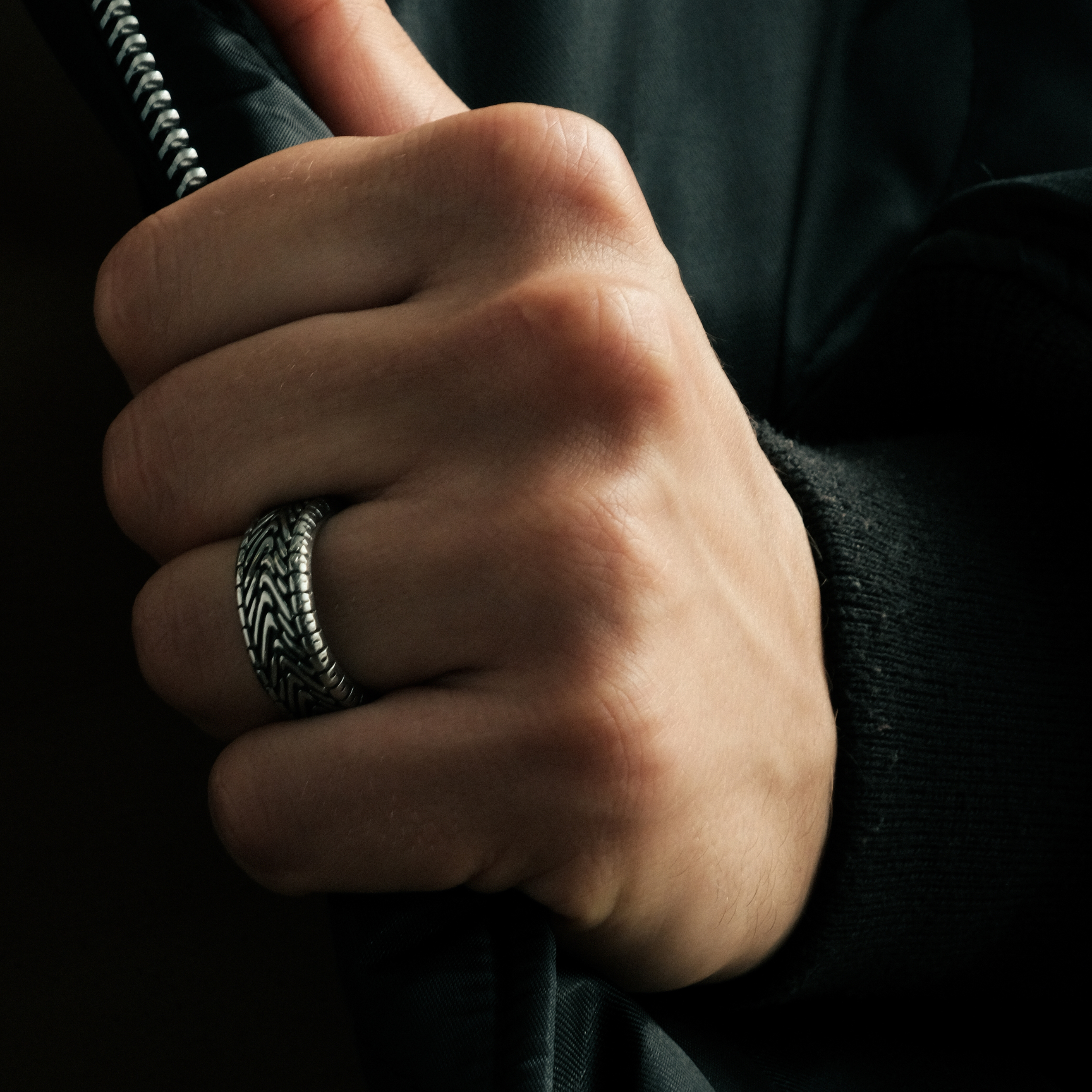 Steel ring-tire