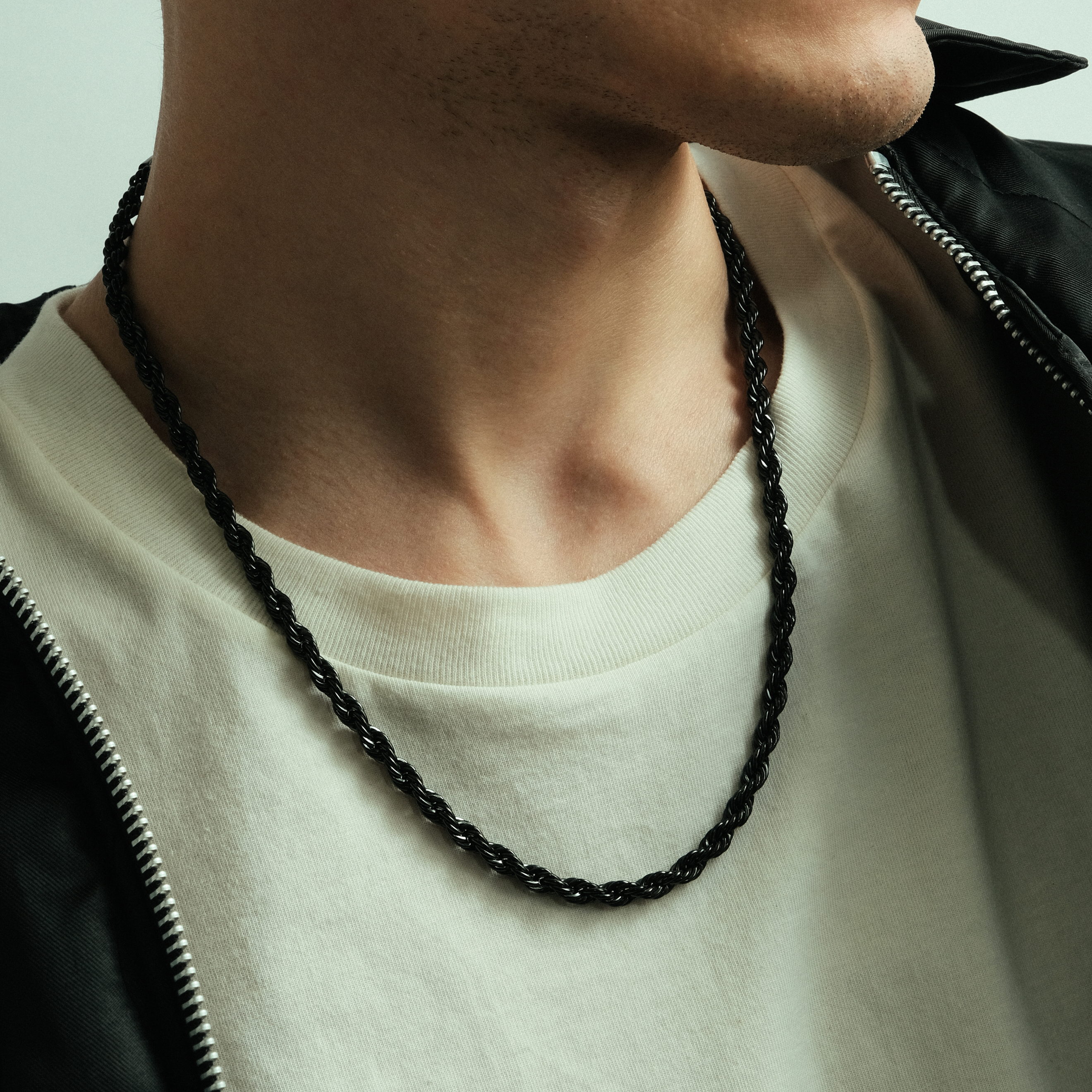 Steel black chain with twisted weave