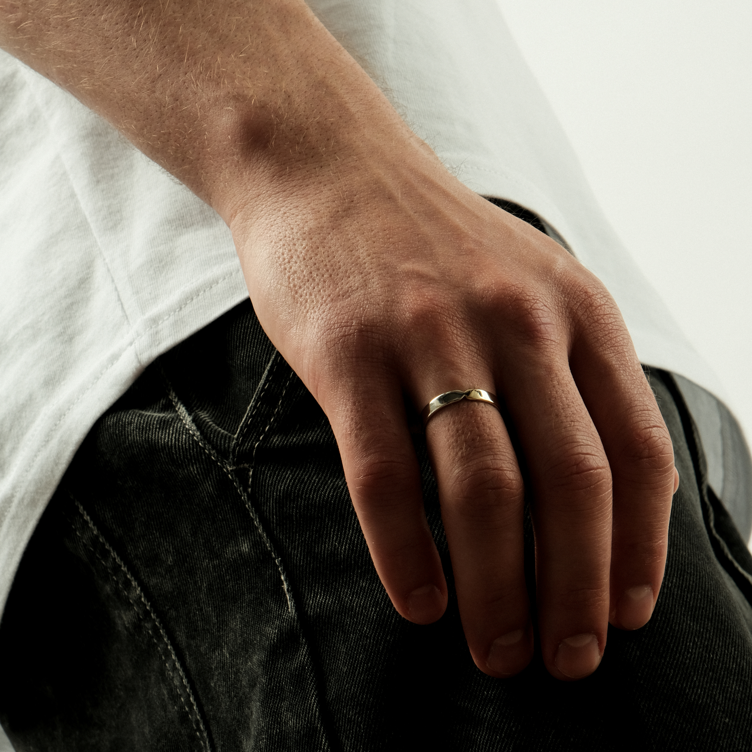 Men's engagement ring made of gold