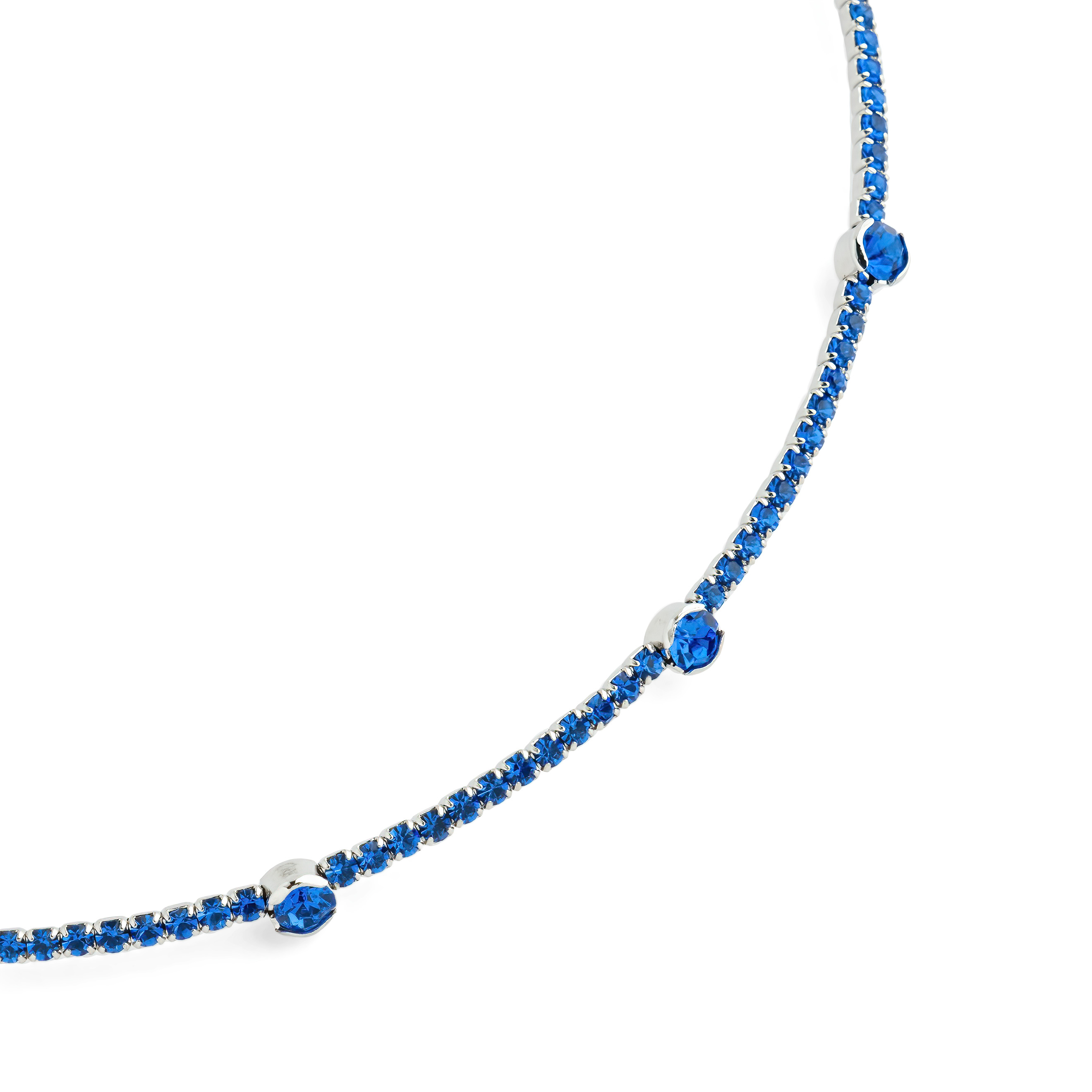 Silver choker with blue crystals