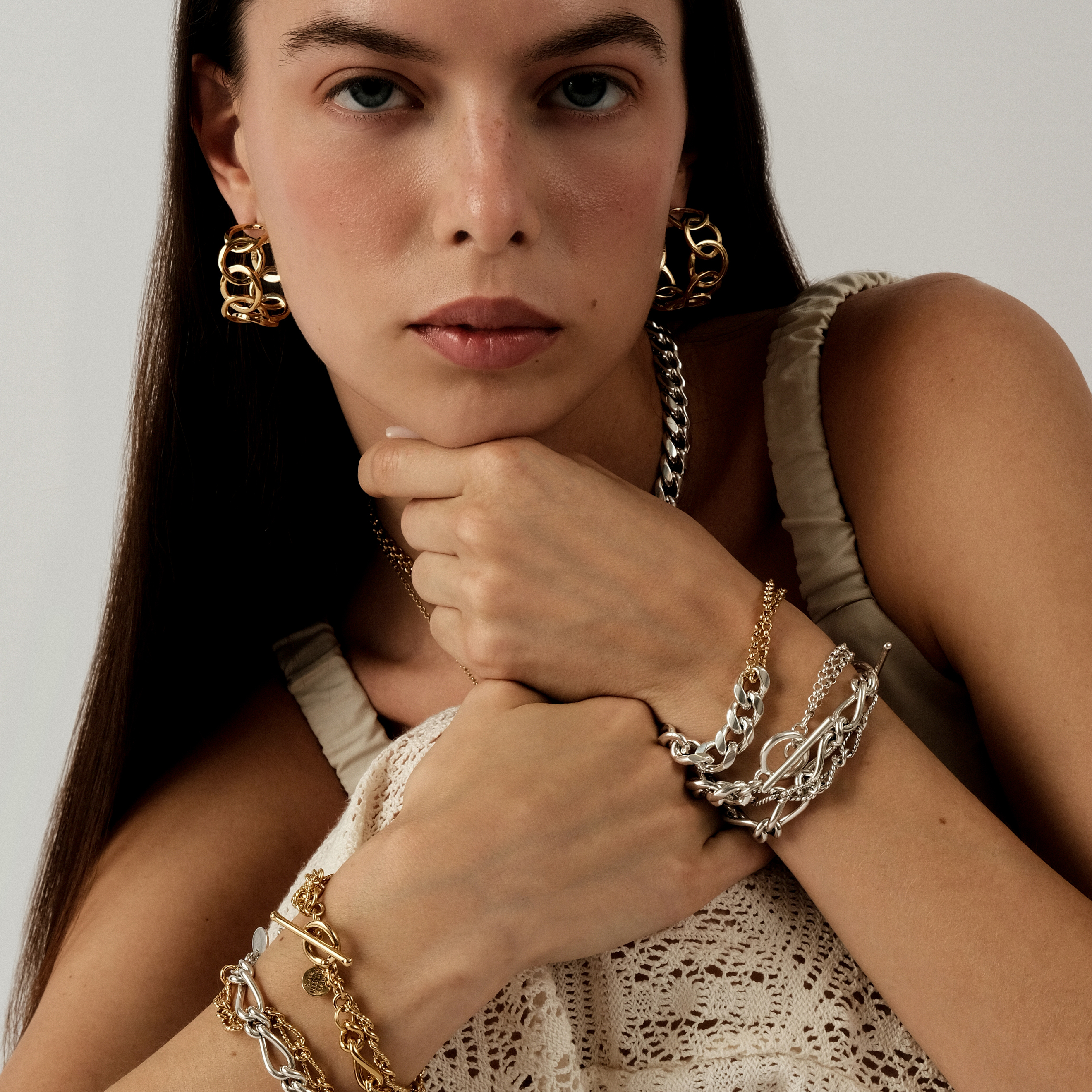 Серебристый браслет Vera из латуни