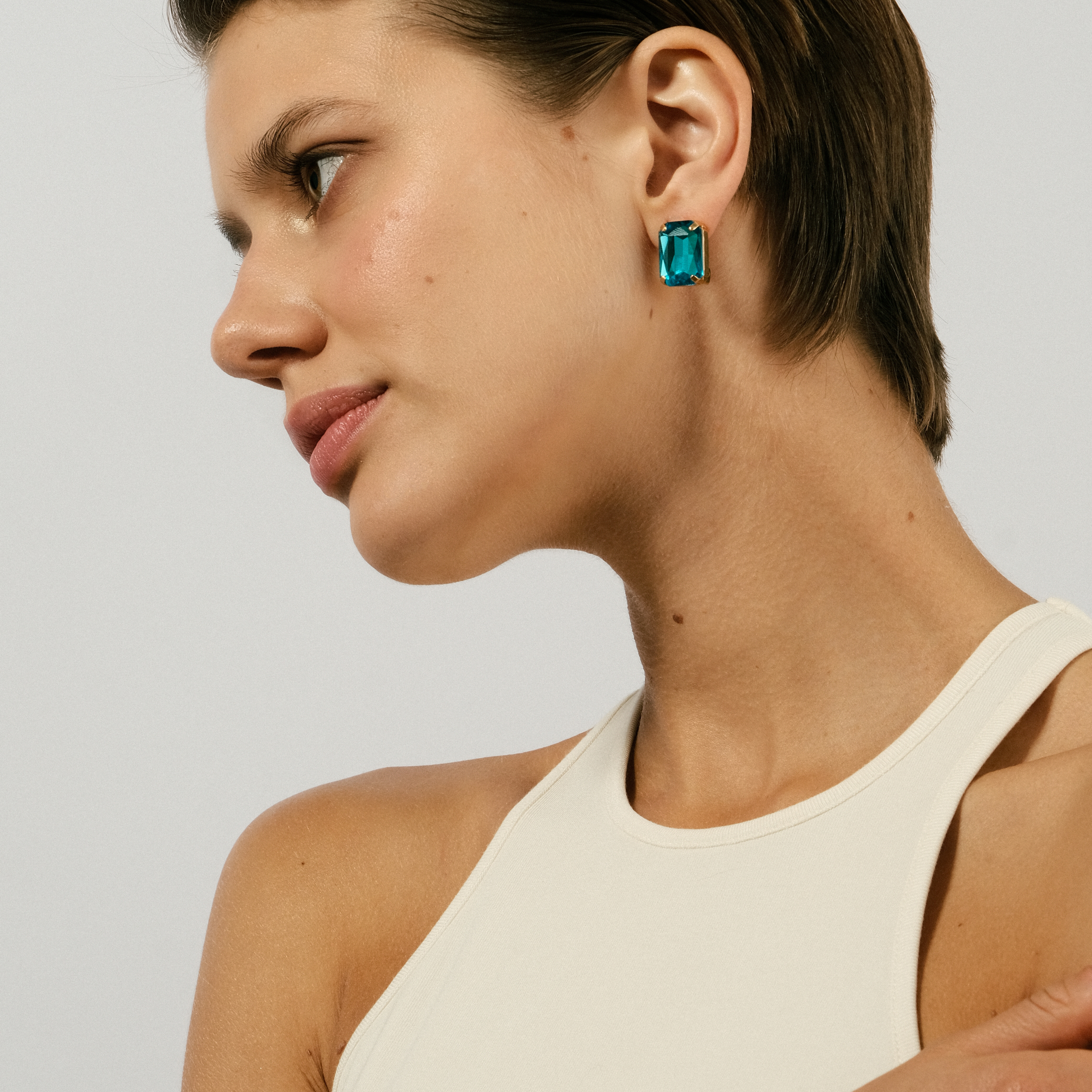 clips with blue crystals
