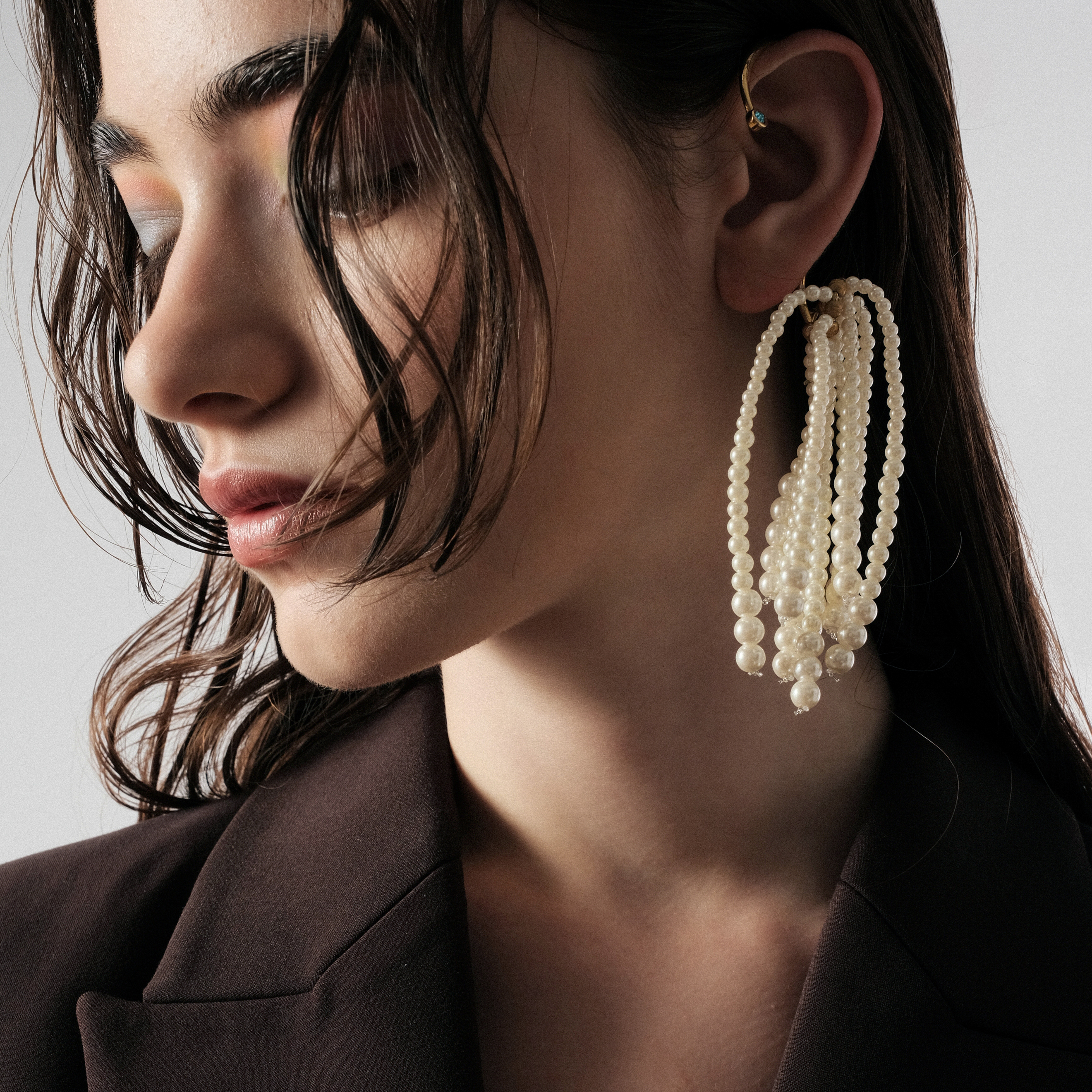 Gilded cuff with MARGARITA EARCUFF pendants