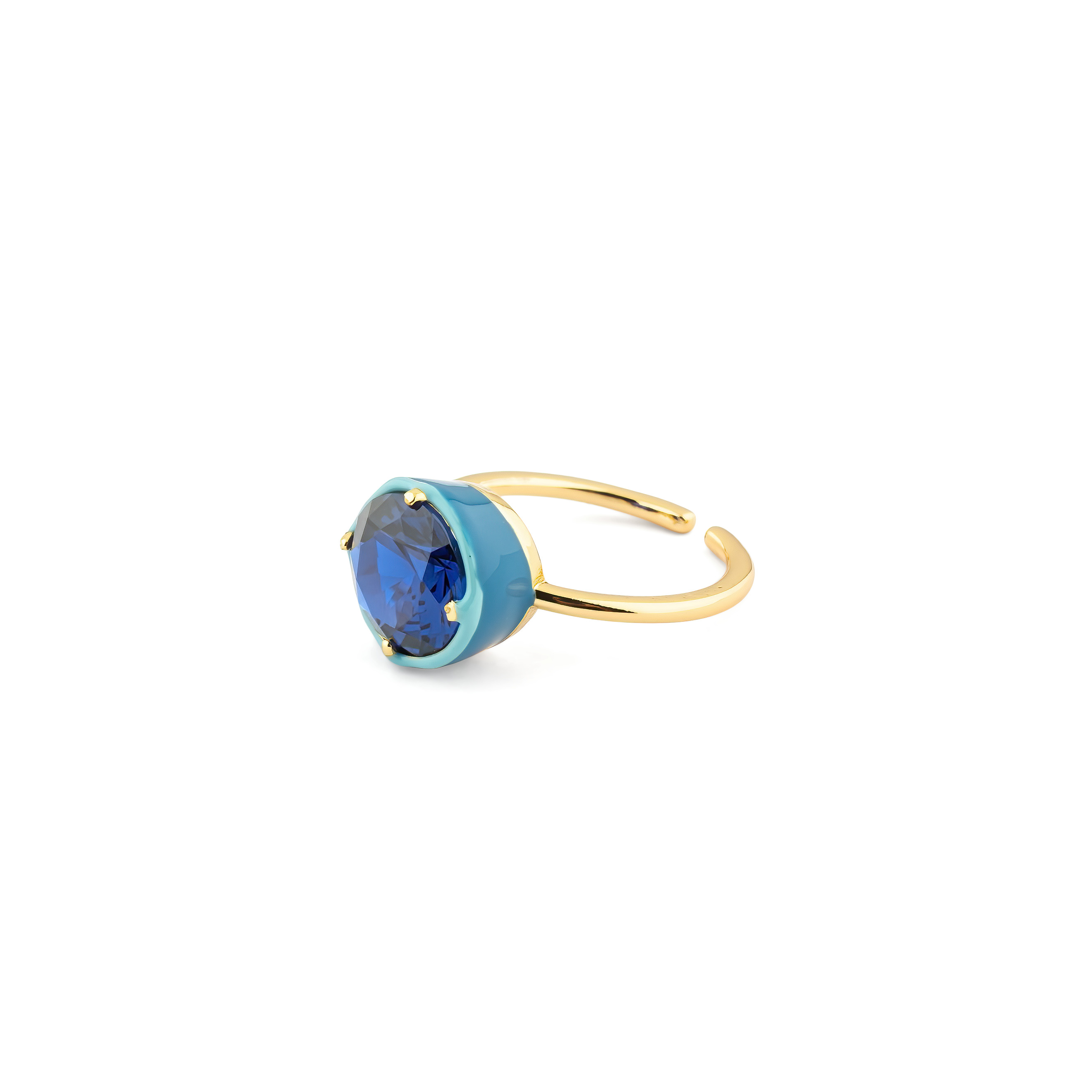 ring with blue crystal circle