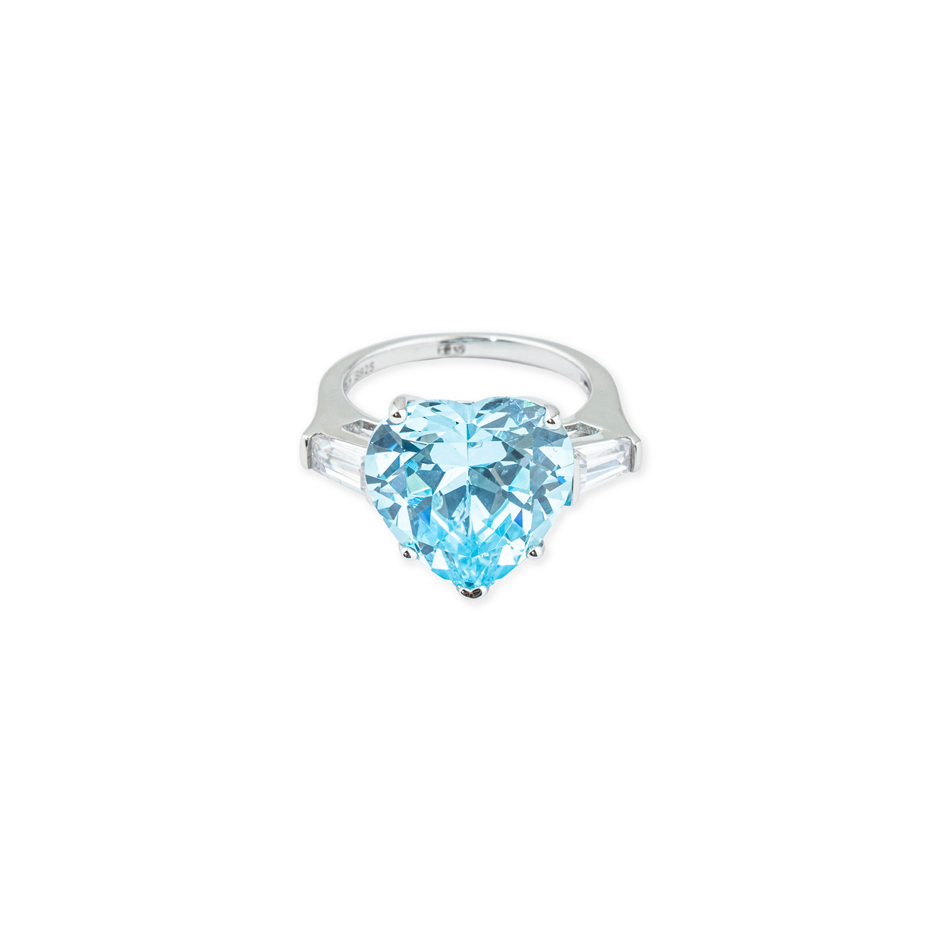 цена Holy Silver Серебряное кольцо с голубым кристаллом огранки сердца
