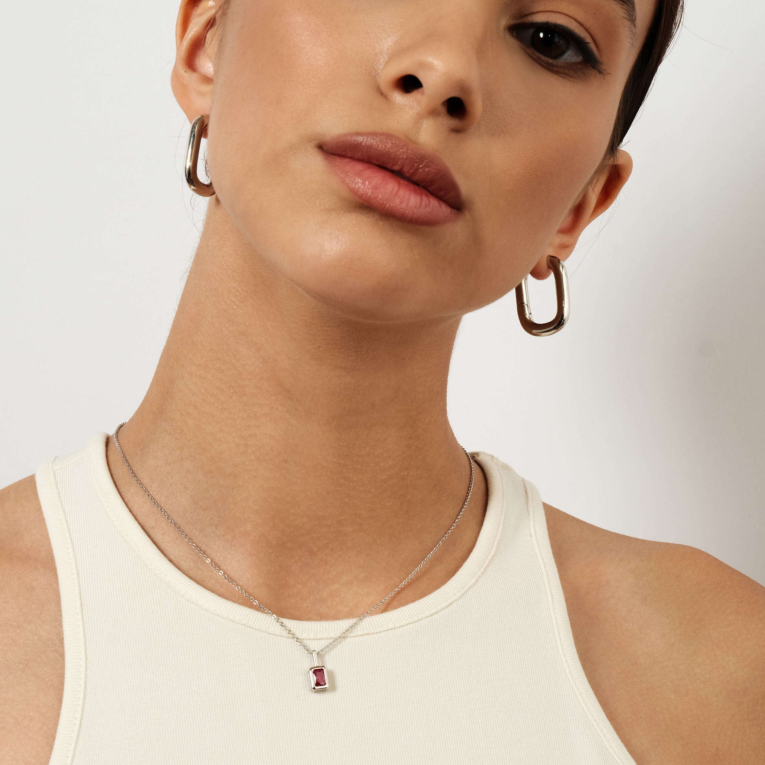 chain with pink crystal