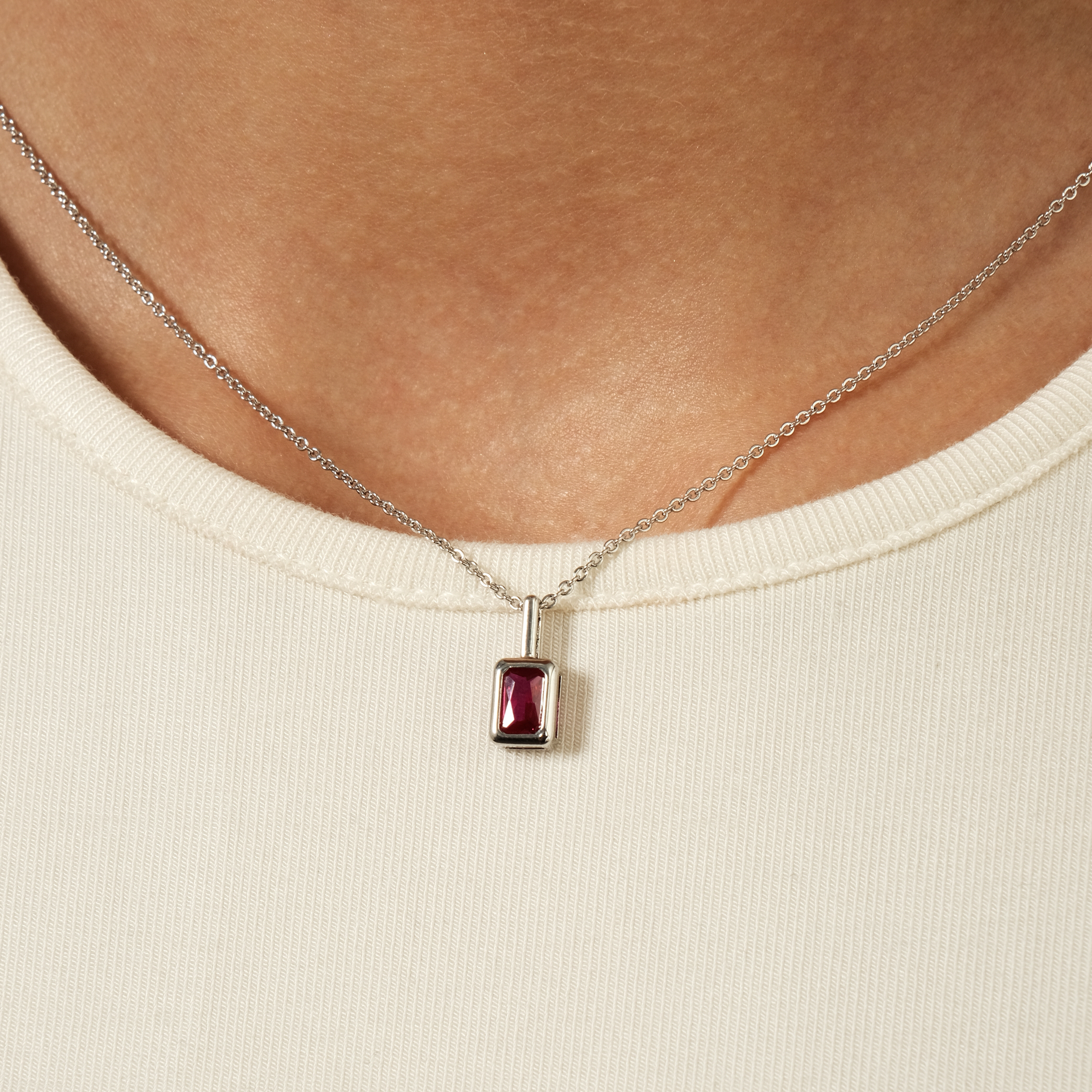 chain with pink crystal