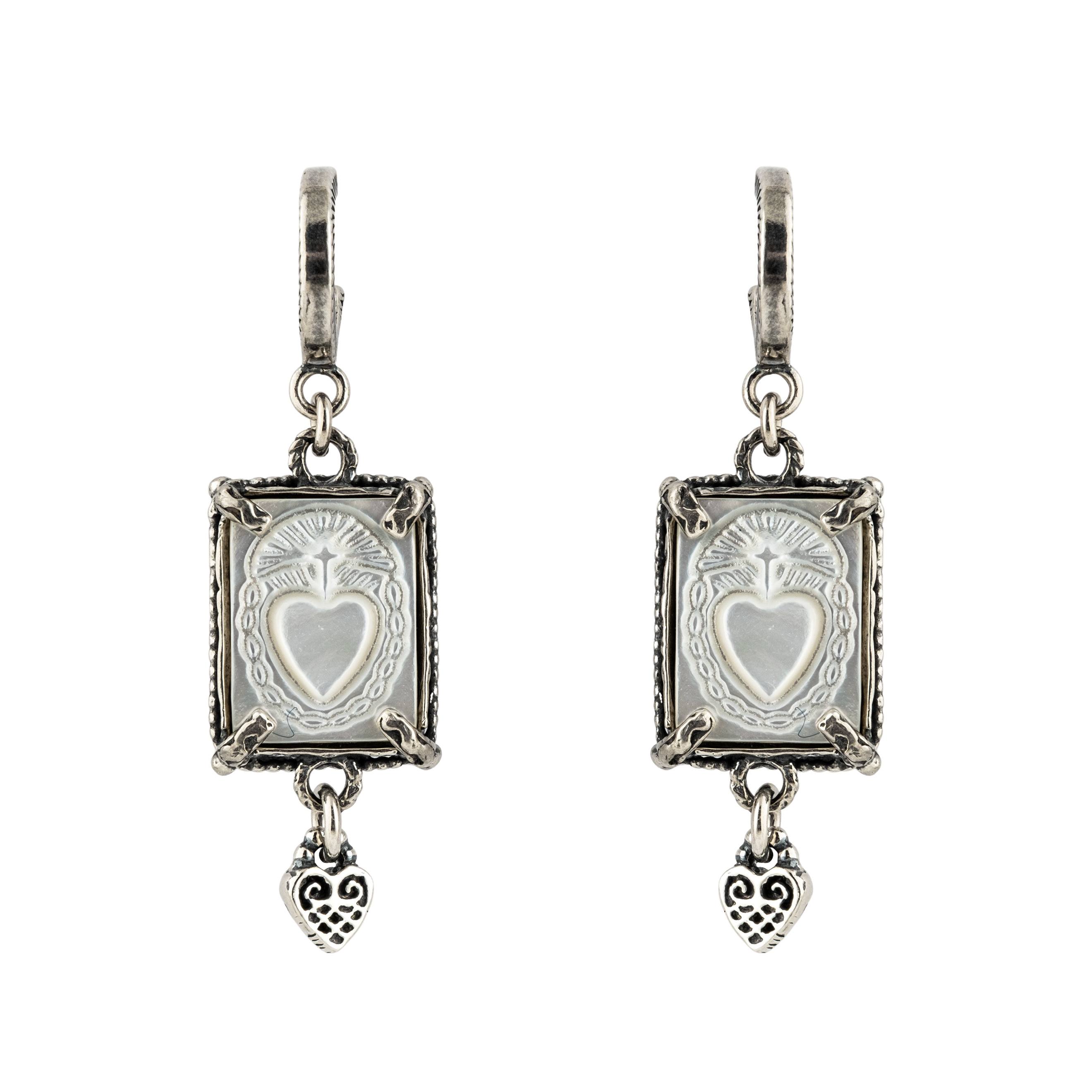 Silver earrings with mother of pearl cameos