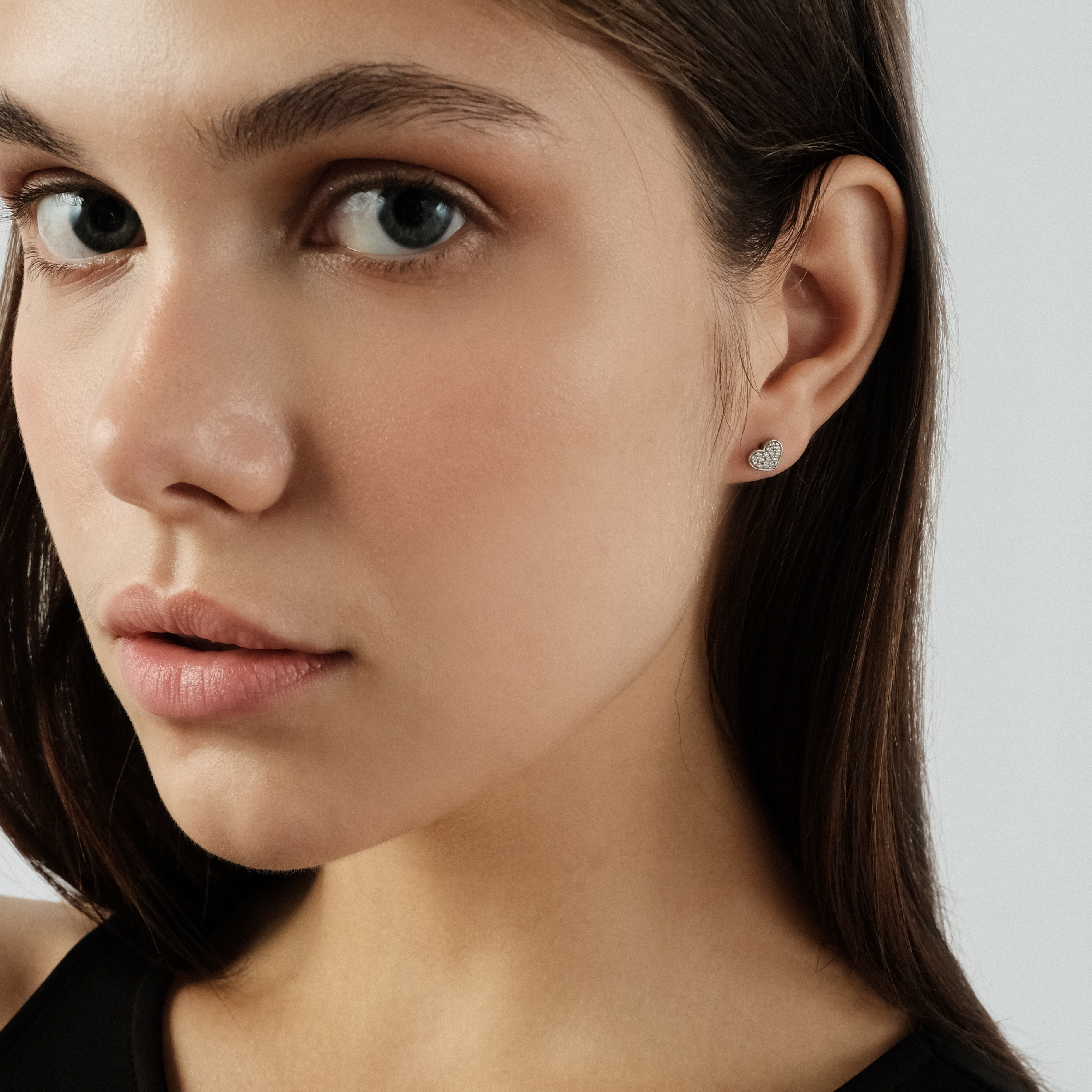 AMORE Earrings