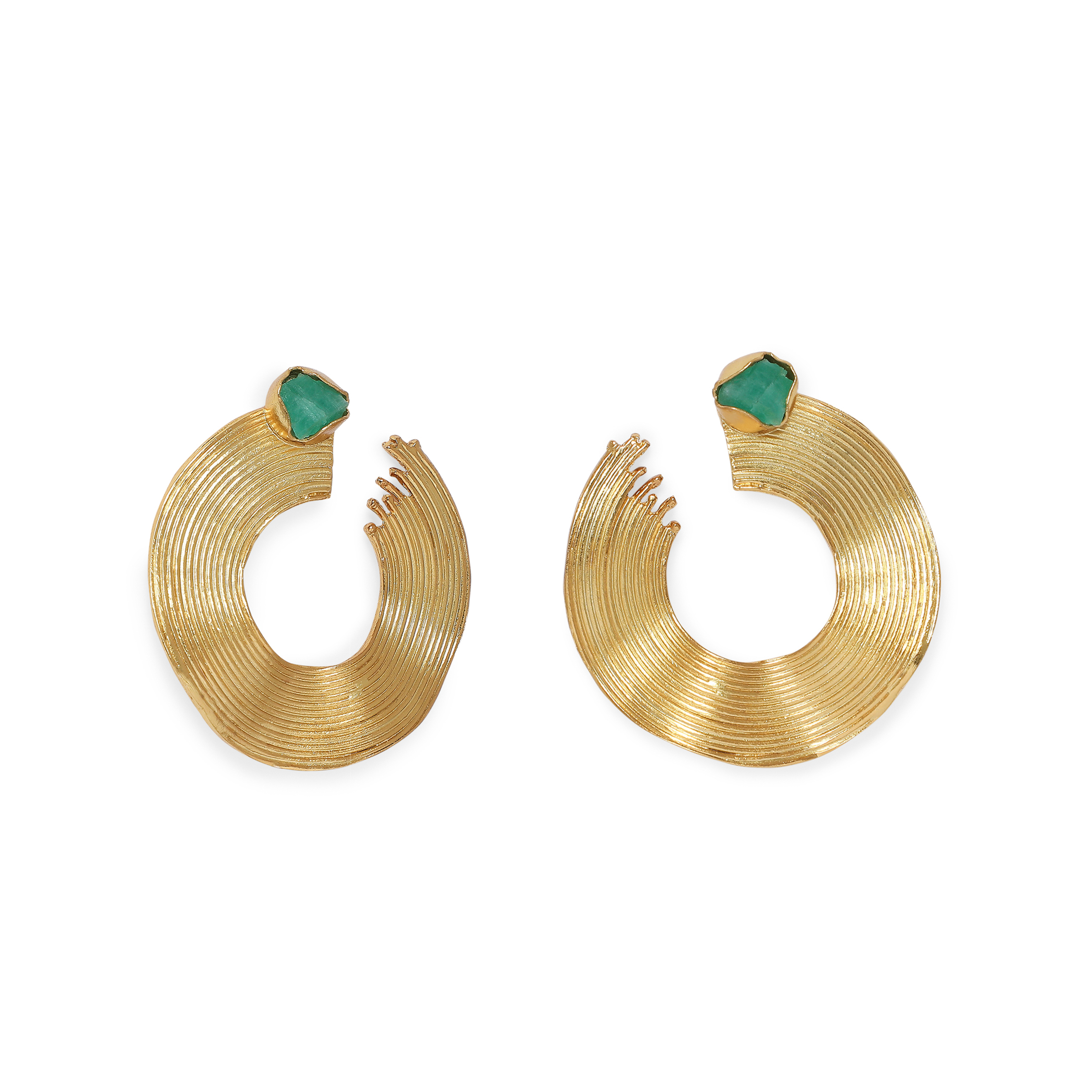 Gold-plated maxi wave earrings with emeralds
