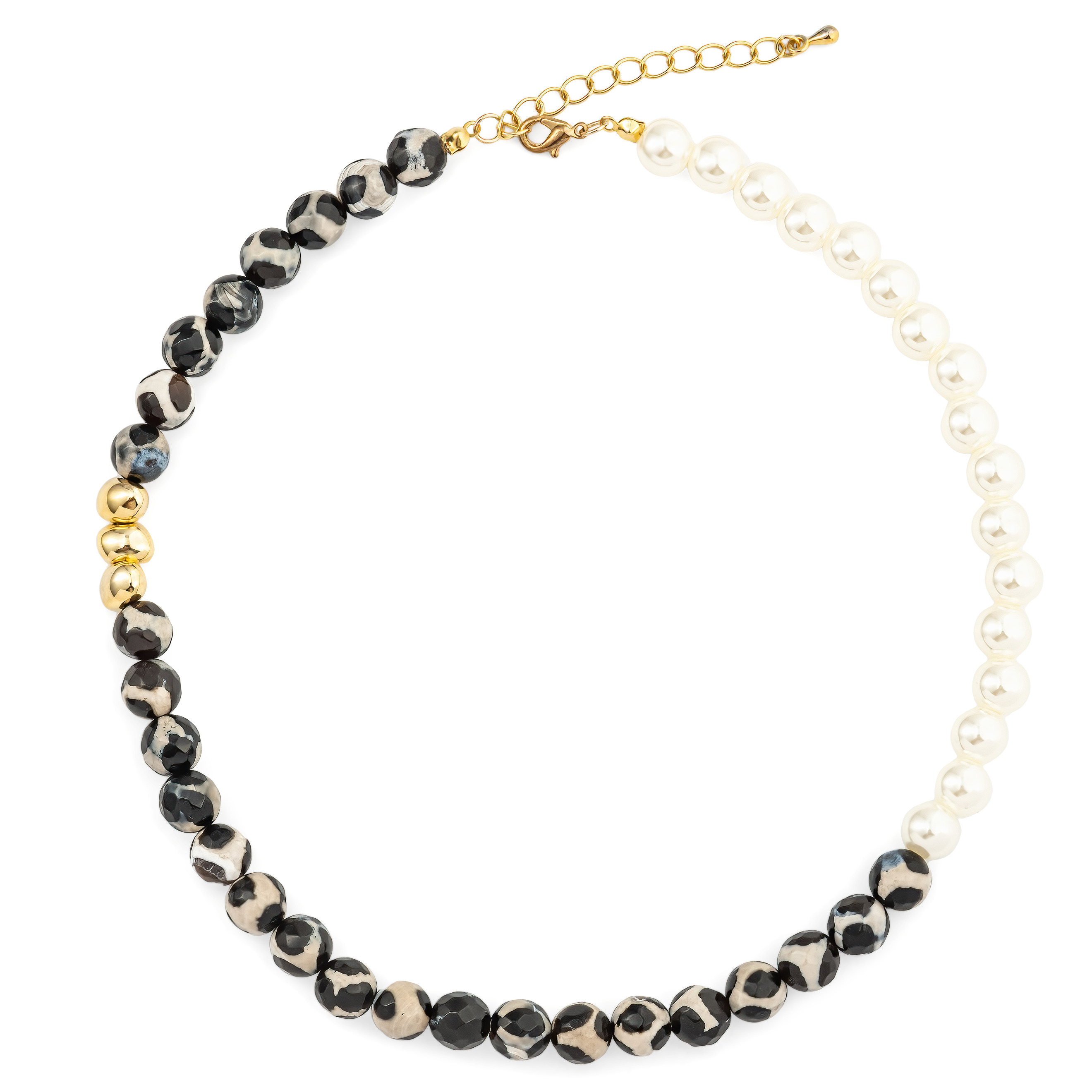 Necklace with pearl and spotted beads