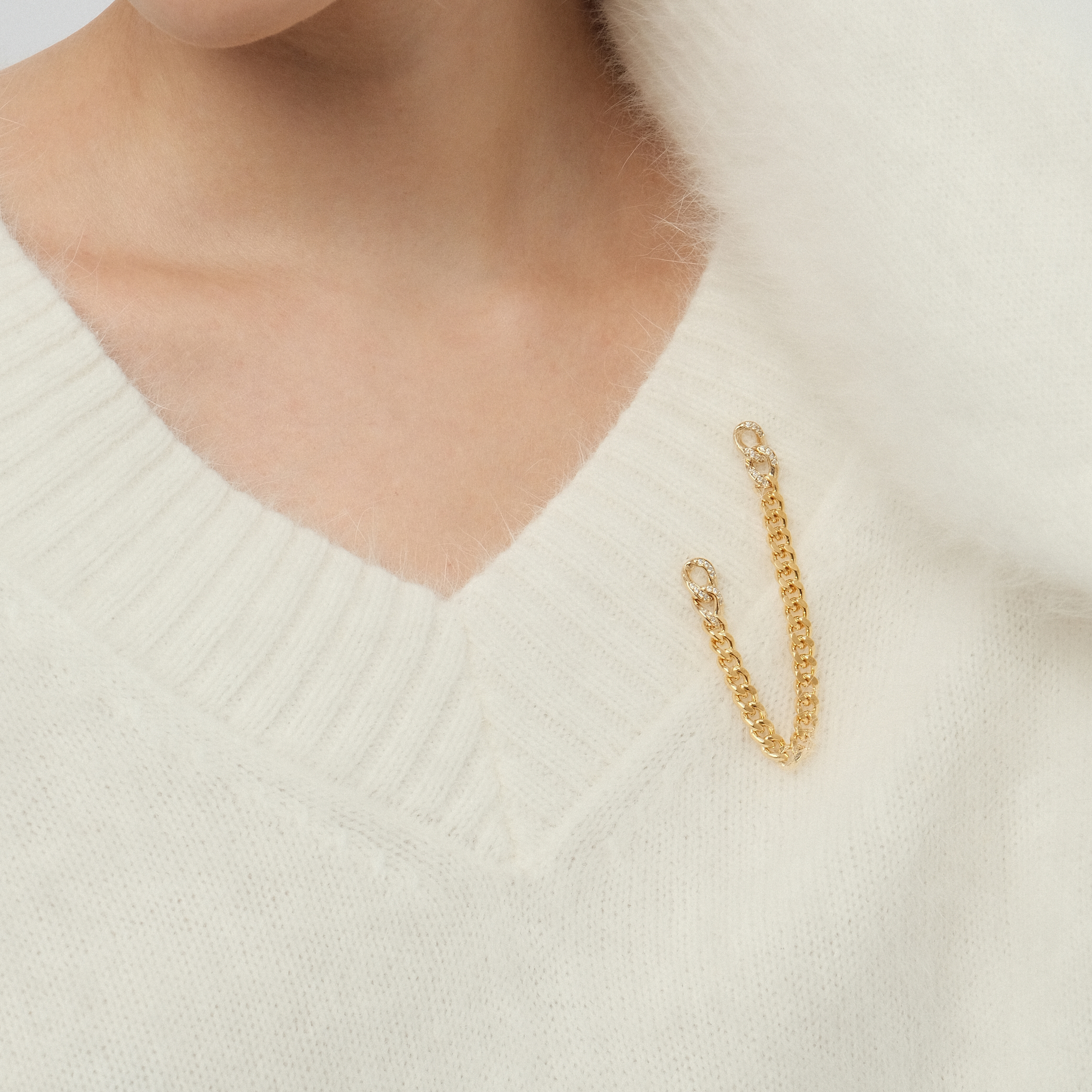 Chain Brooch