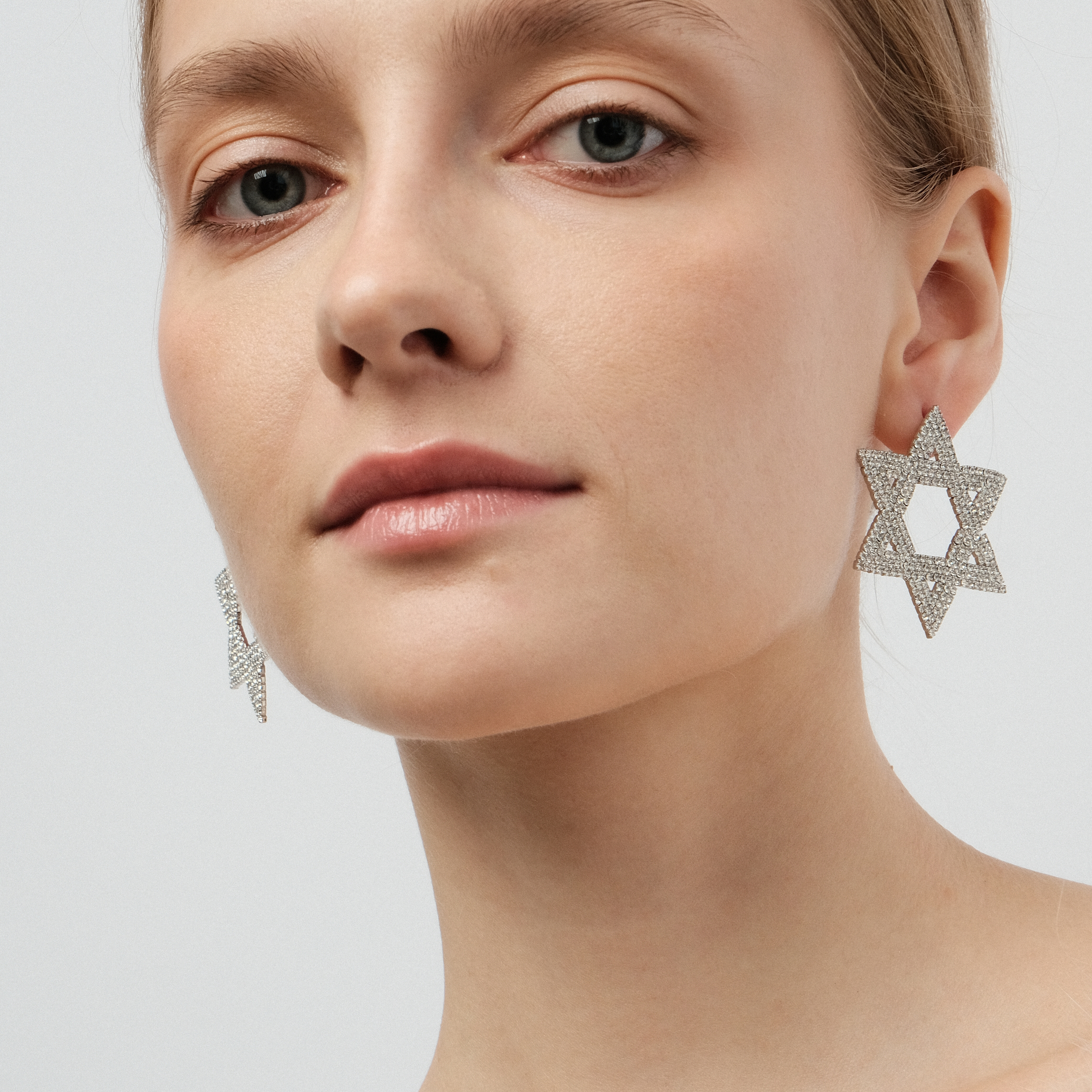 earrings-six-pointed stars with crystals