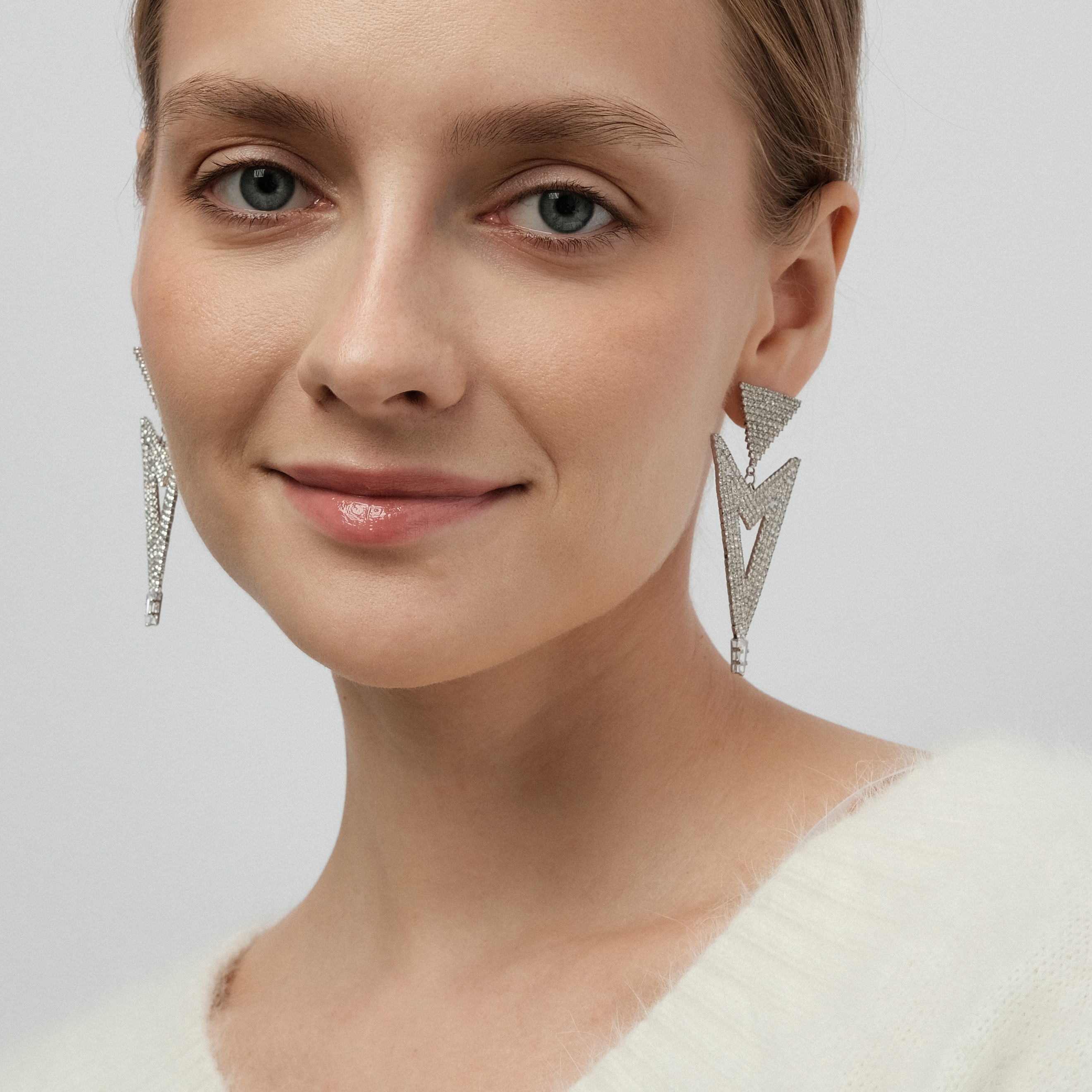 arrow earrings with crystals