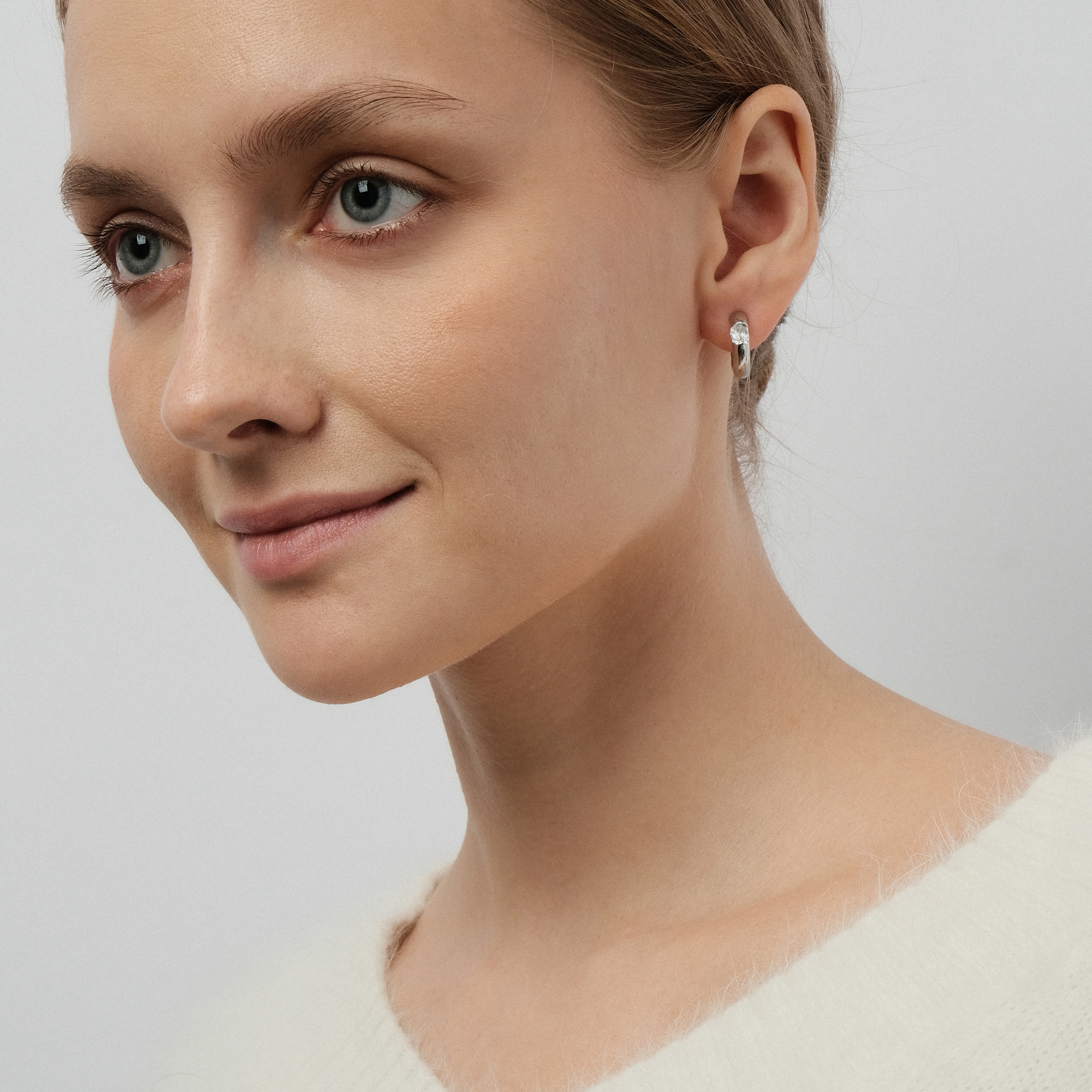 Classic  Blown Ring Earrings with Oval Crystals