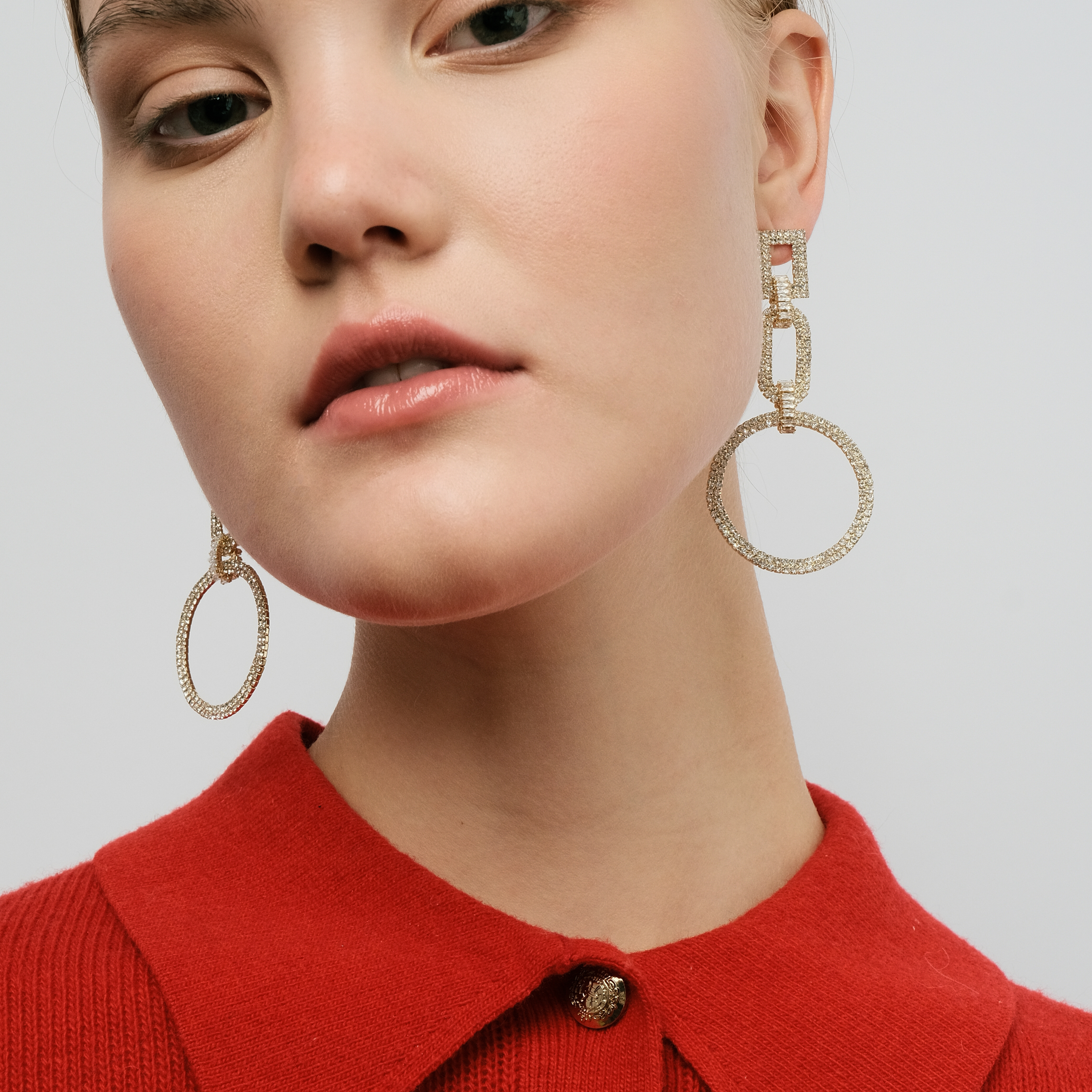 circle earrings with crystals