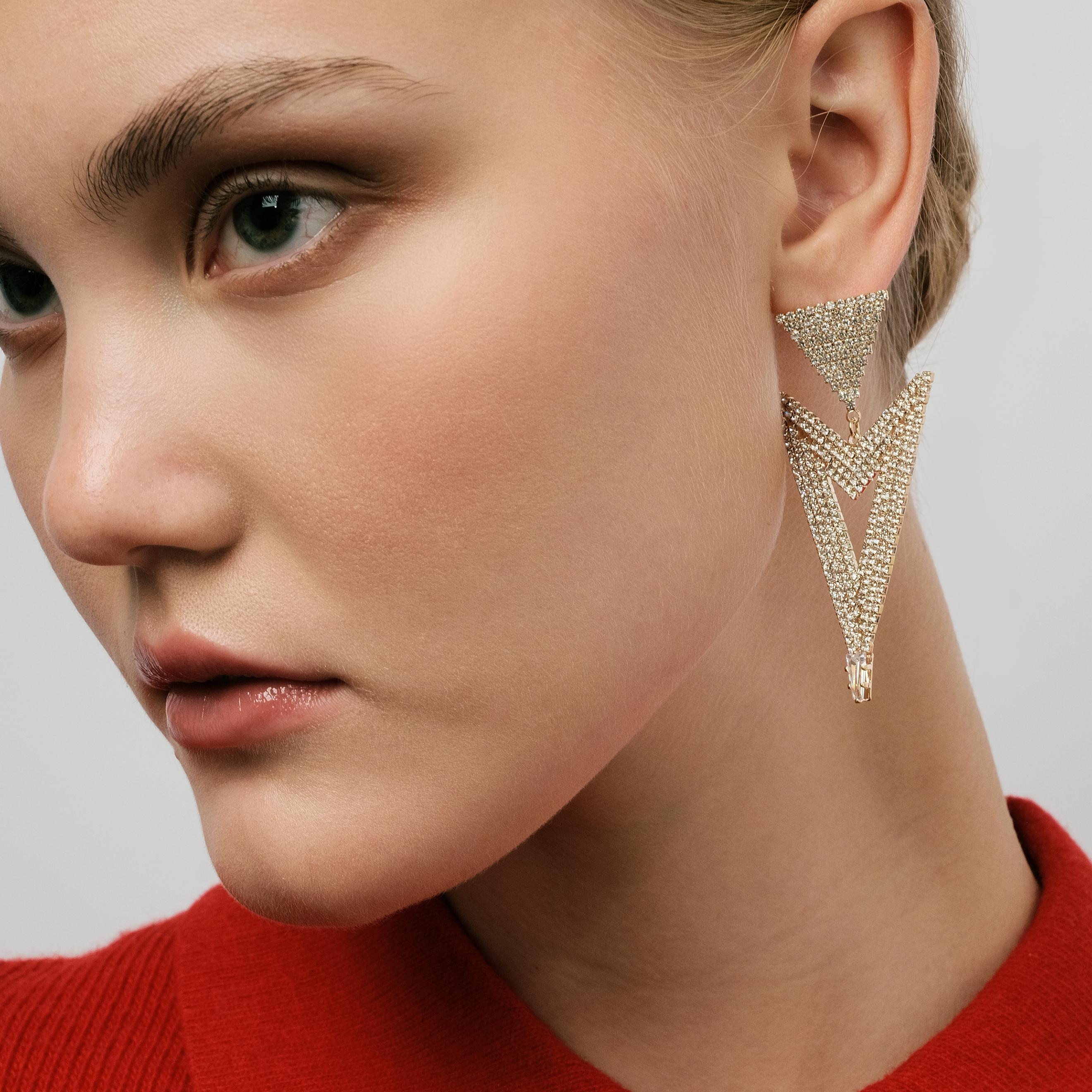 arrow earrings with crystals