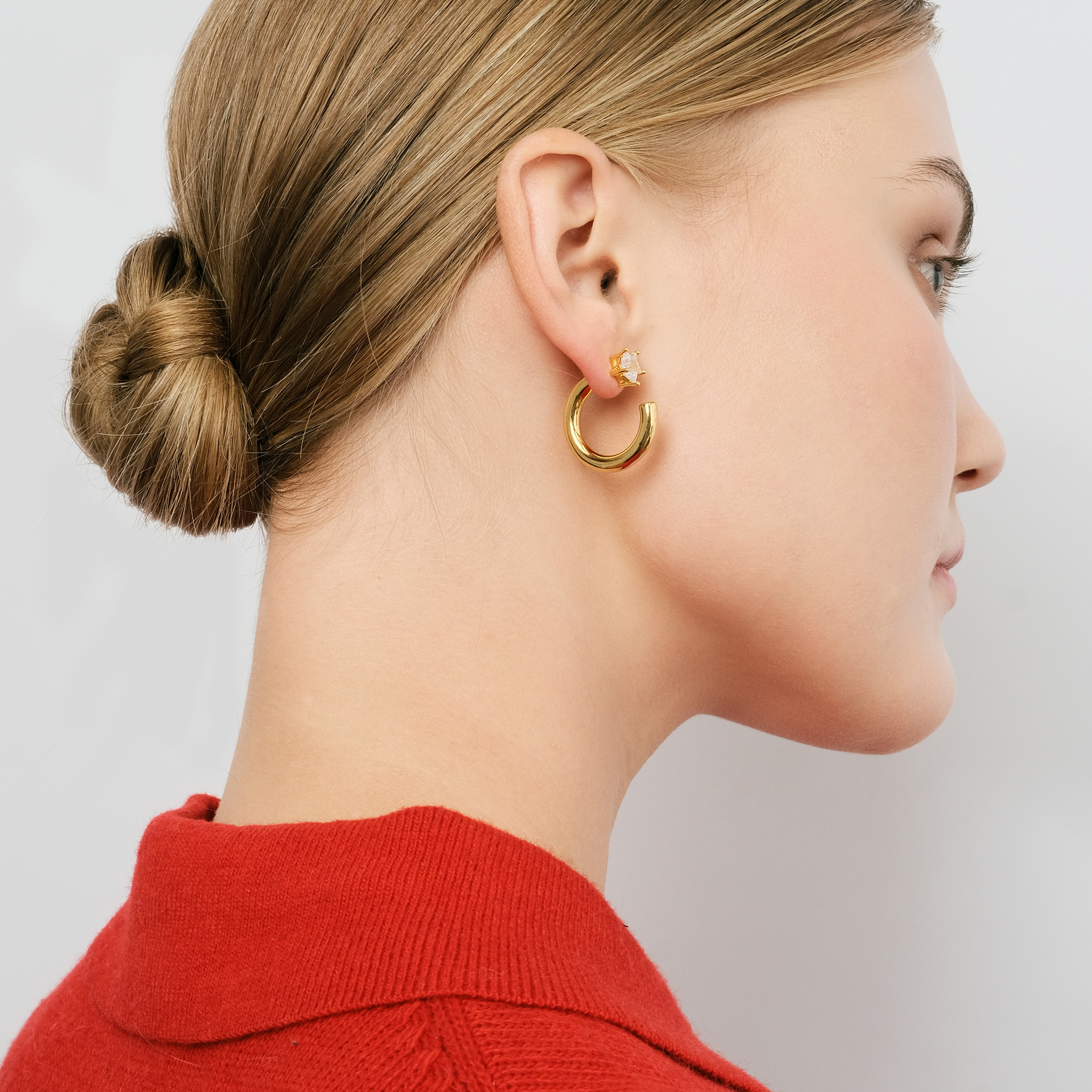 stud earrings with a star