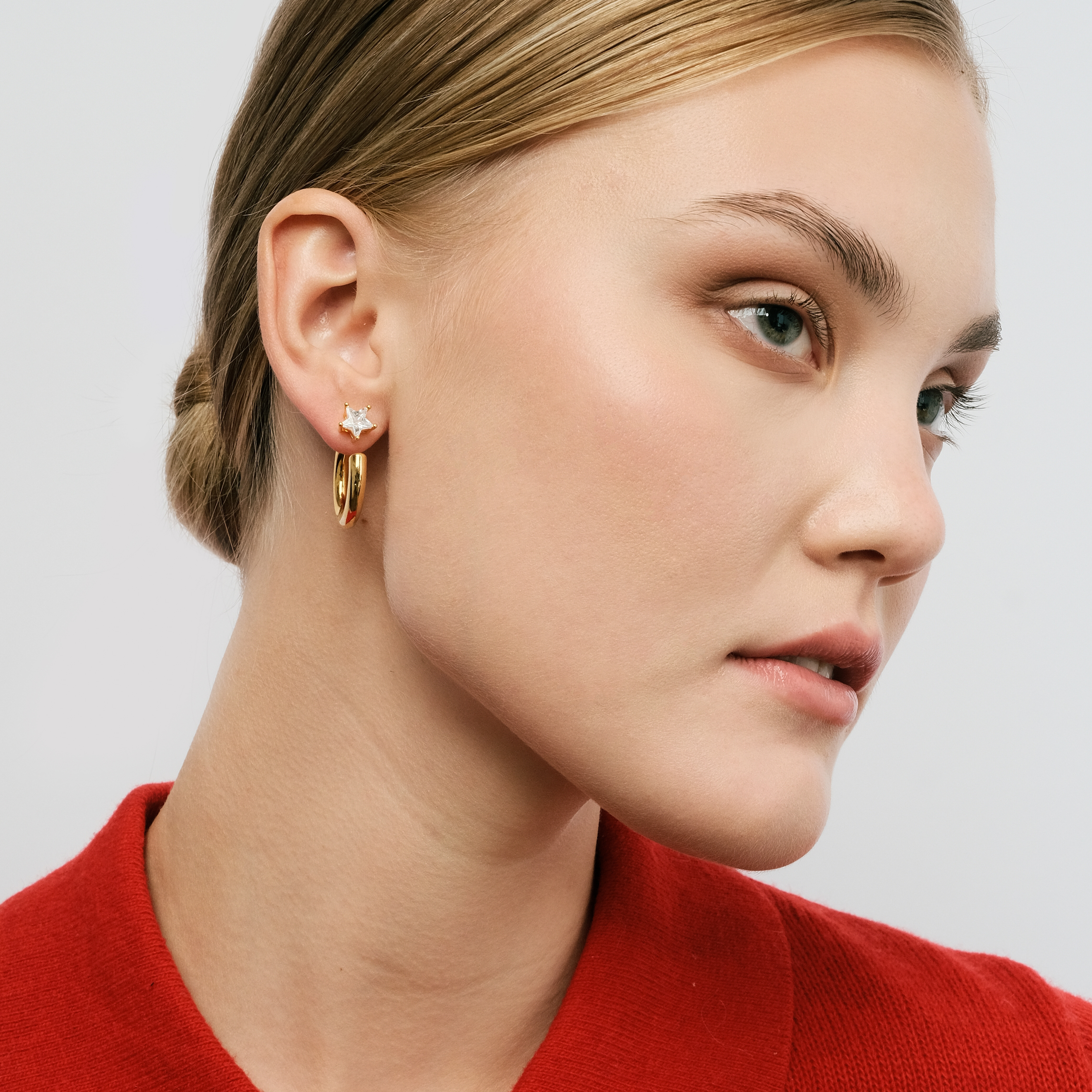 stud earrings with a star