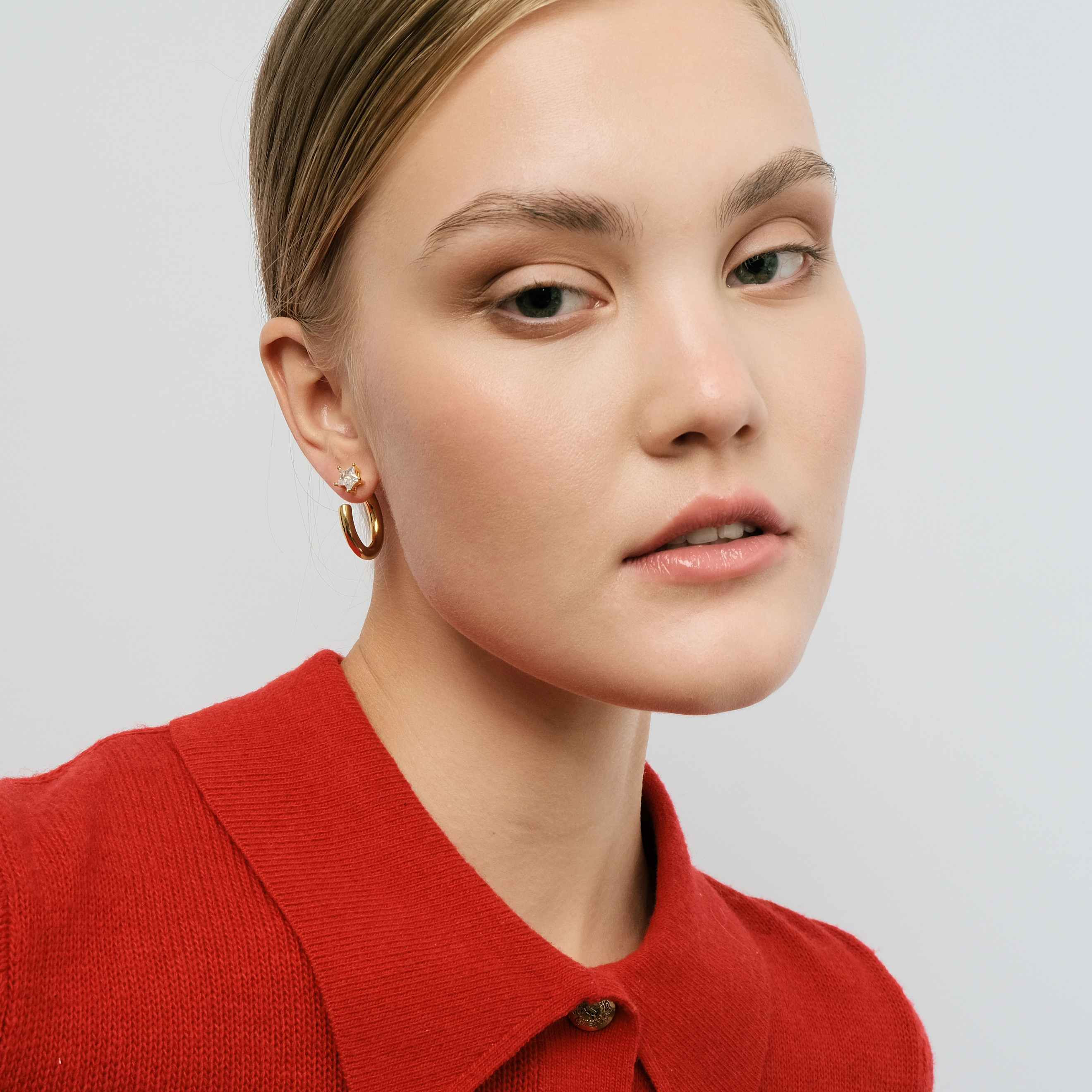 stud earrings with a star