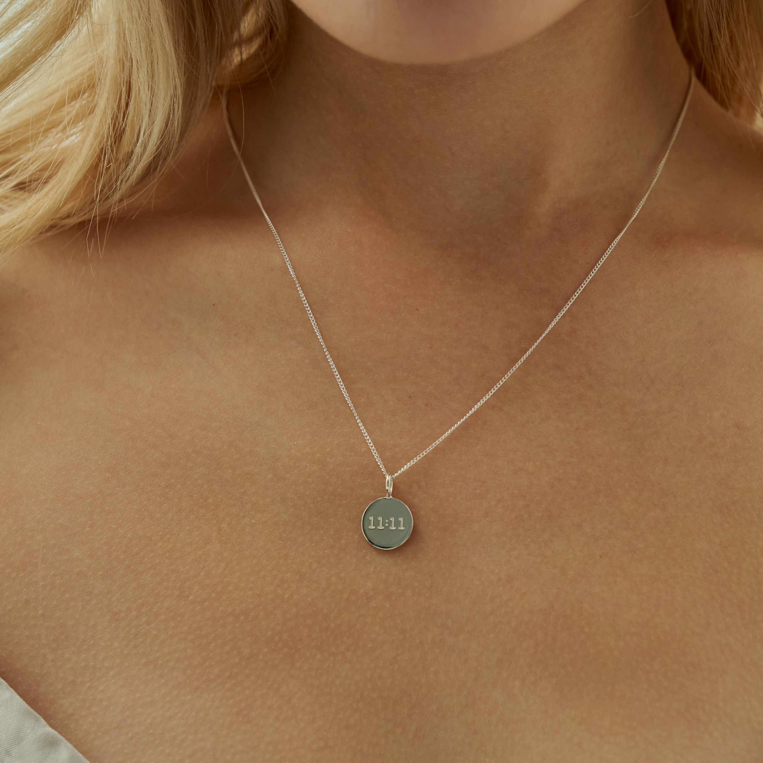 silver necklace with double-sided pendant Make a wish