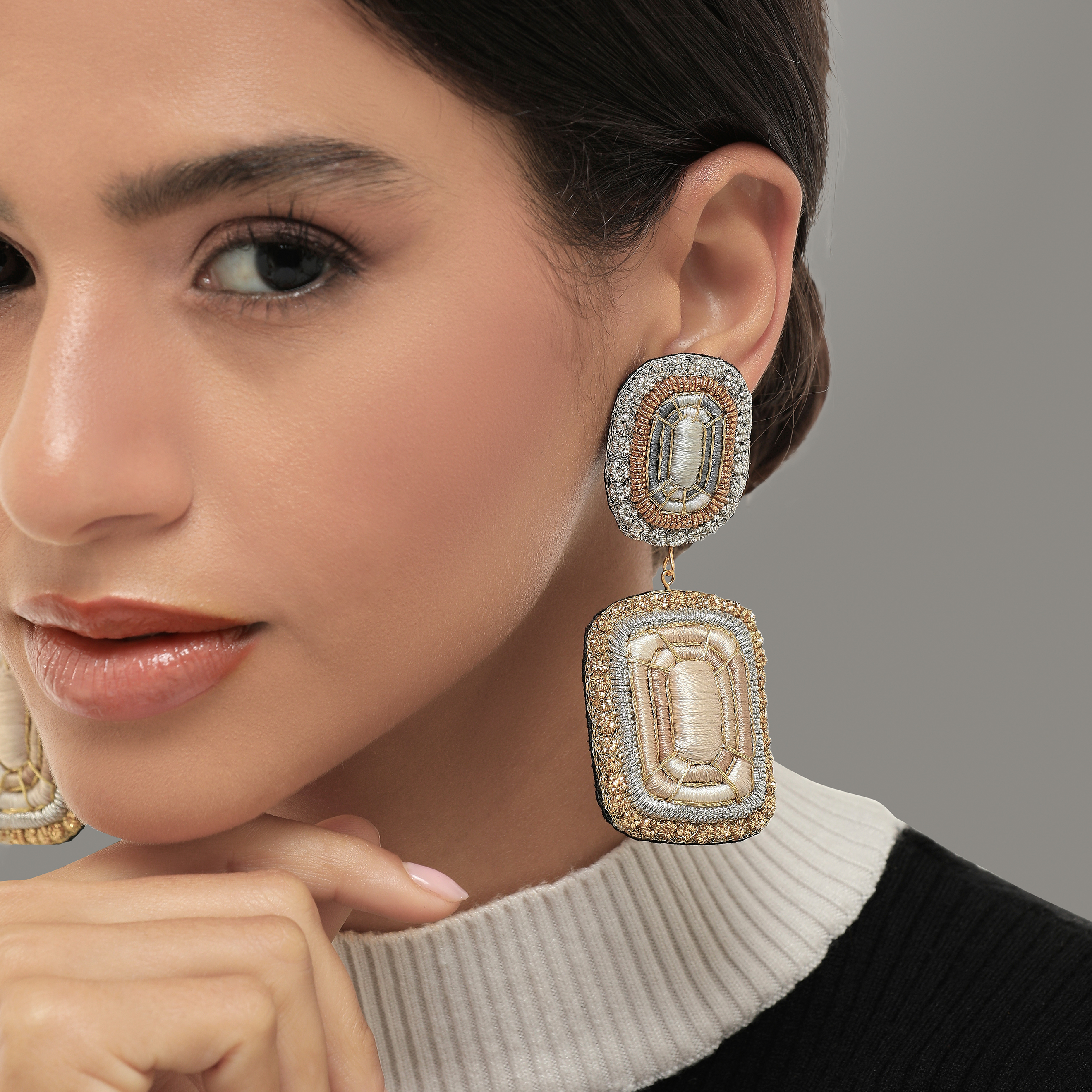 Brown earrings with embroidered crystals