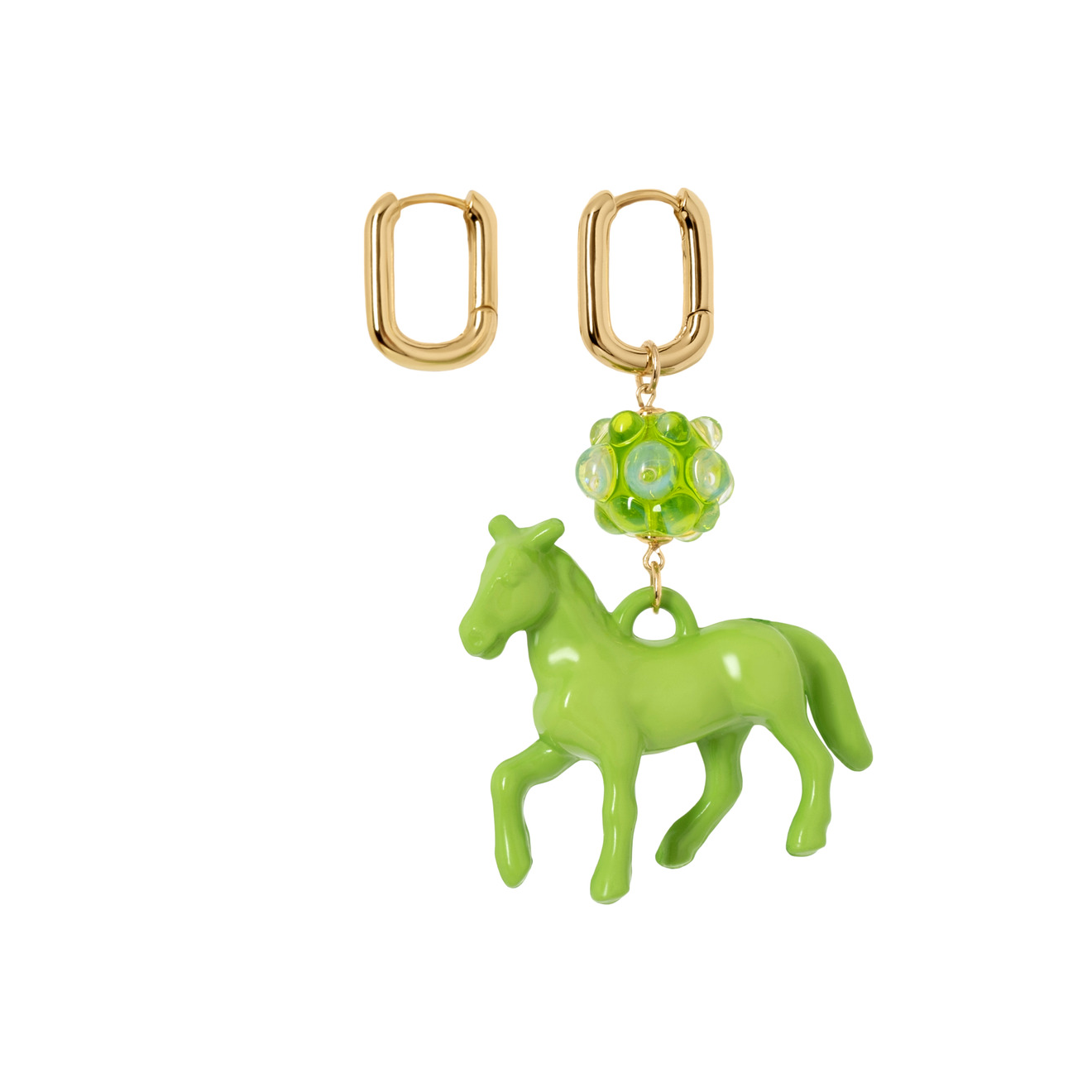 Kotlo Studio Золотистые серьги с зеленой лошадкой и бусиной Мурано