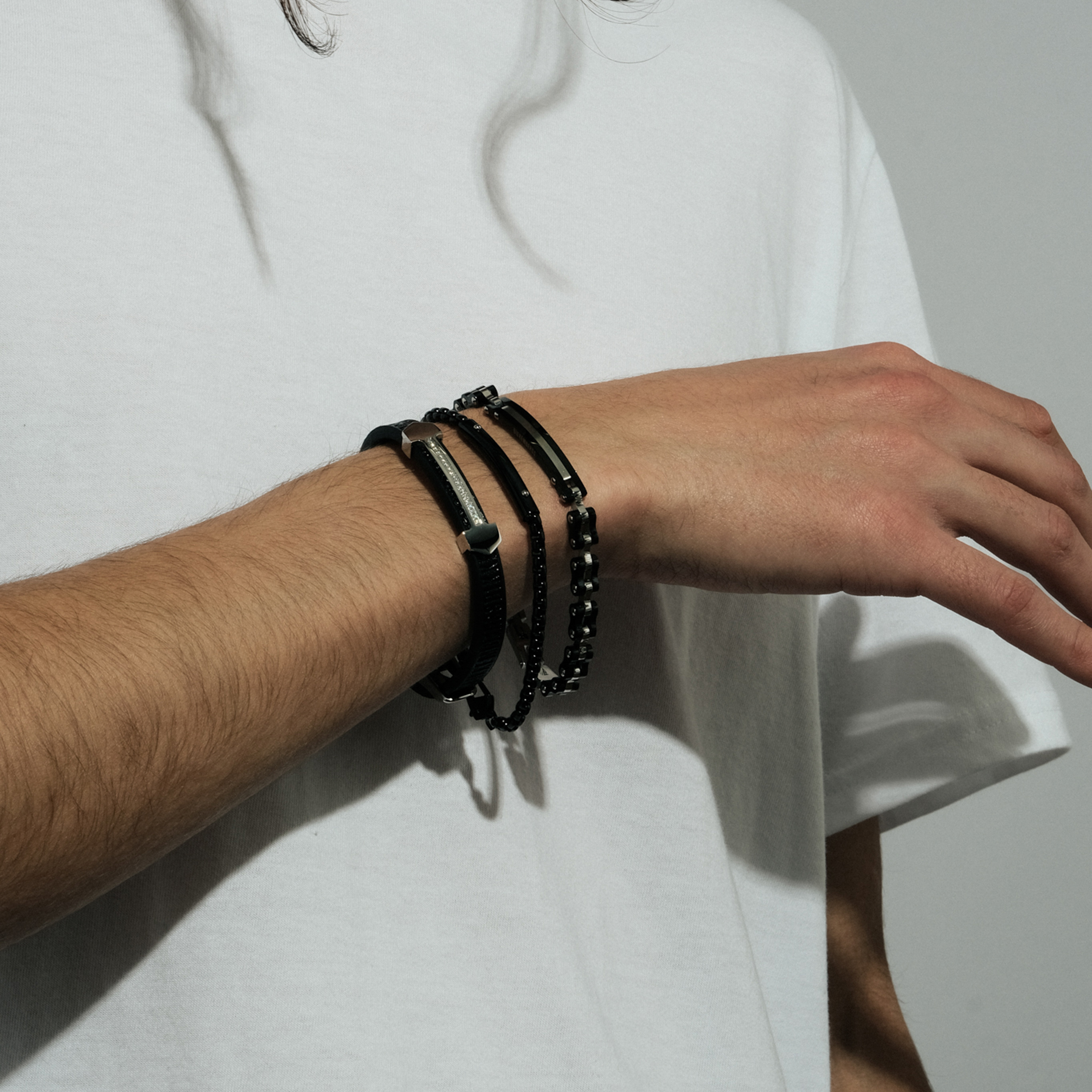 Stainless steel bracelet with IP coating