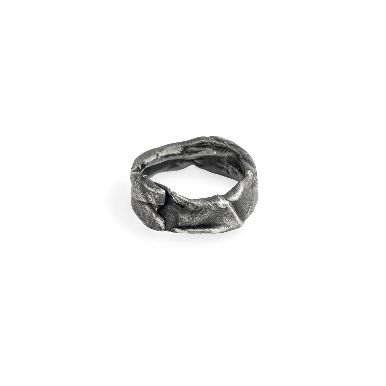 цена Kintsugi Jewelry Черненое кольцо из серебра Intuition