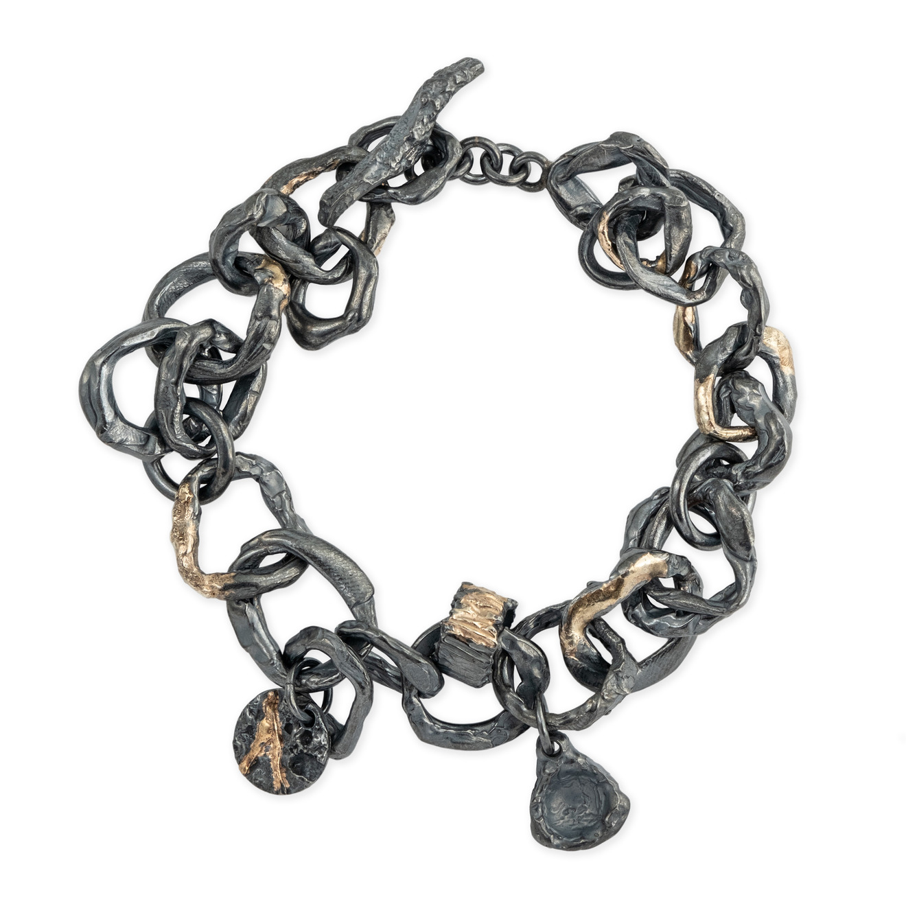 Kintsugi Jewelry Позолоченый браслет из черненого серебра Wabi Sabi kintsugi jewelry кафф wabi sabi из серебра с длинной цепочкой