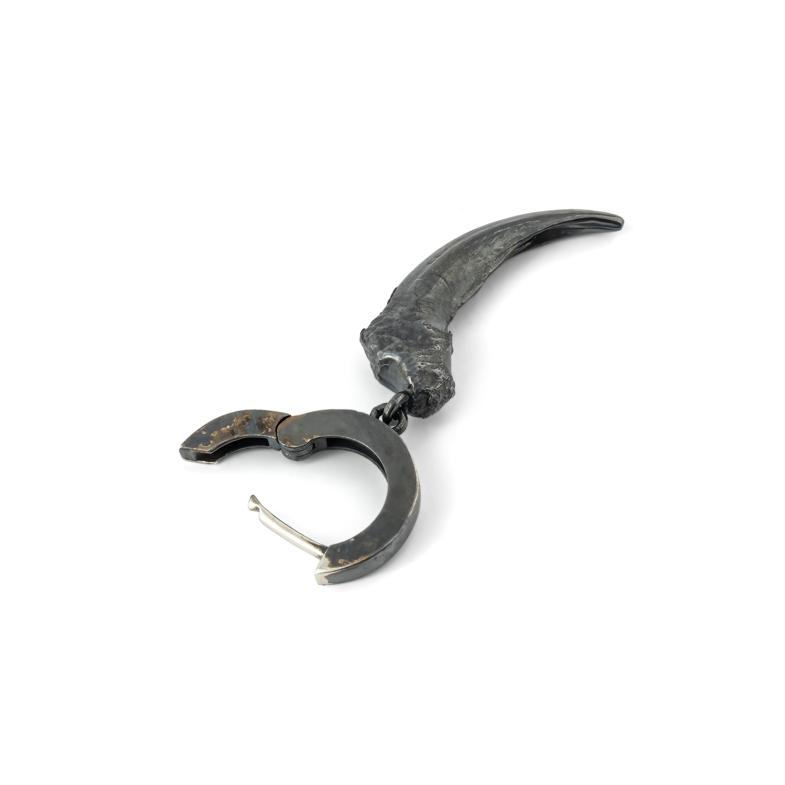 blackened mono earring Fox Claw