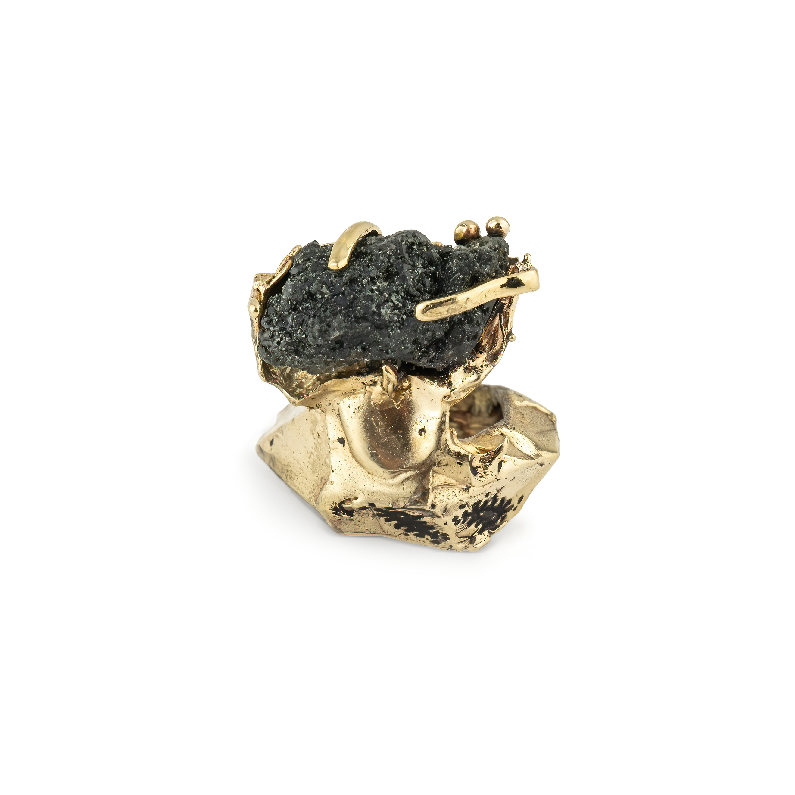 Brass ring with quartz
