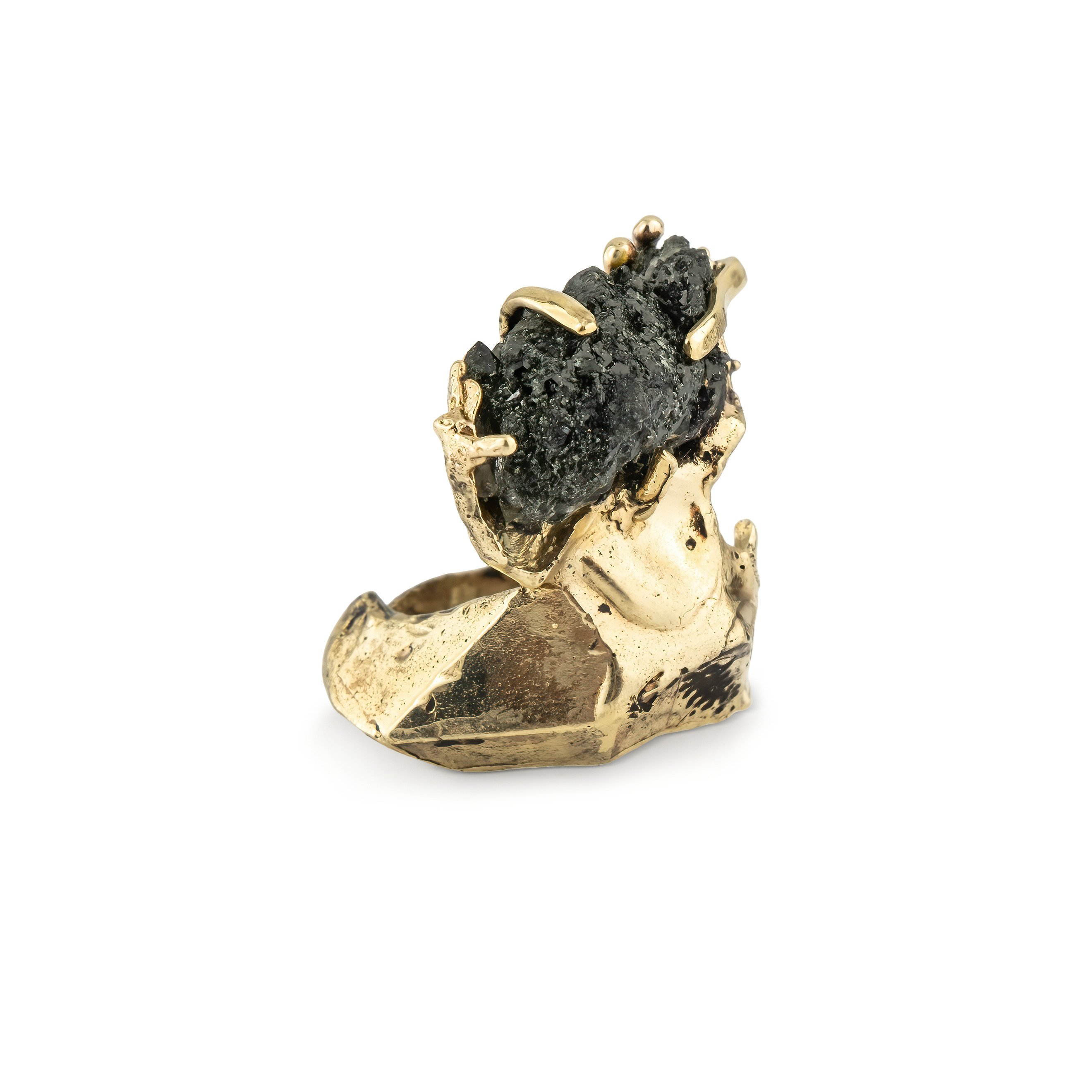 Brass ring with quartz