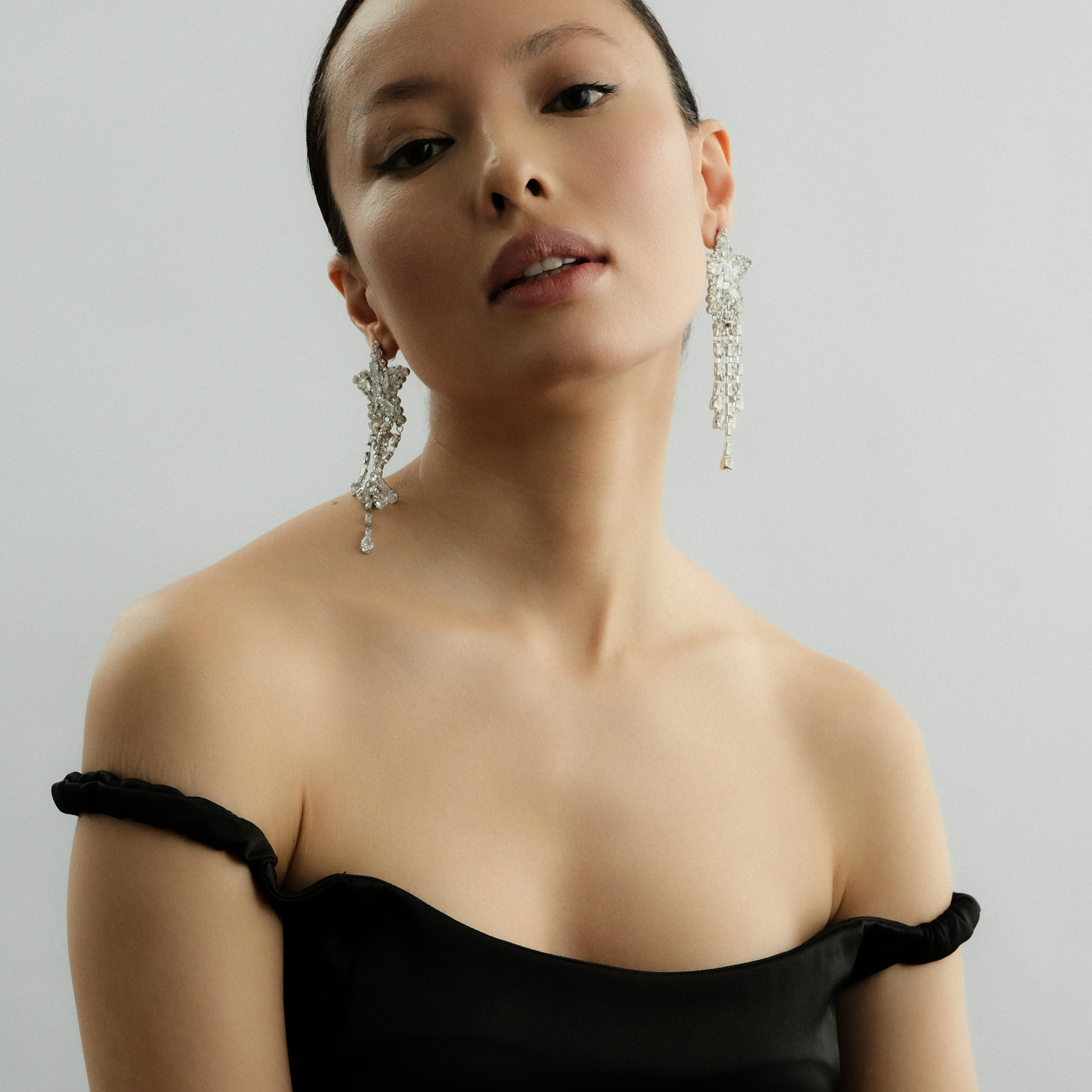star earrings with crystals